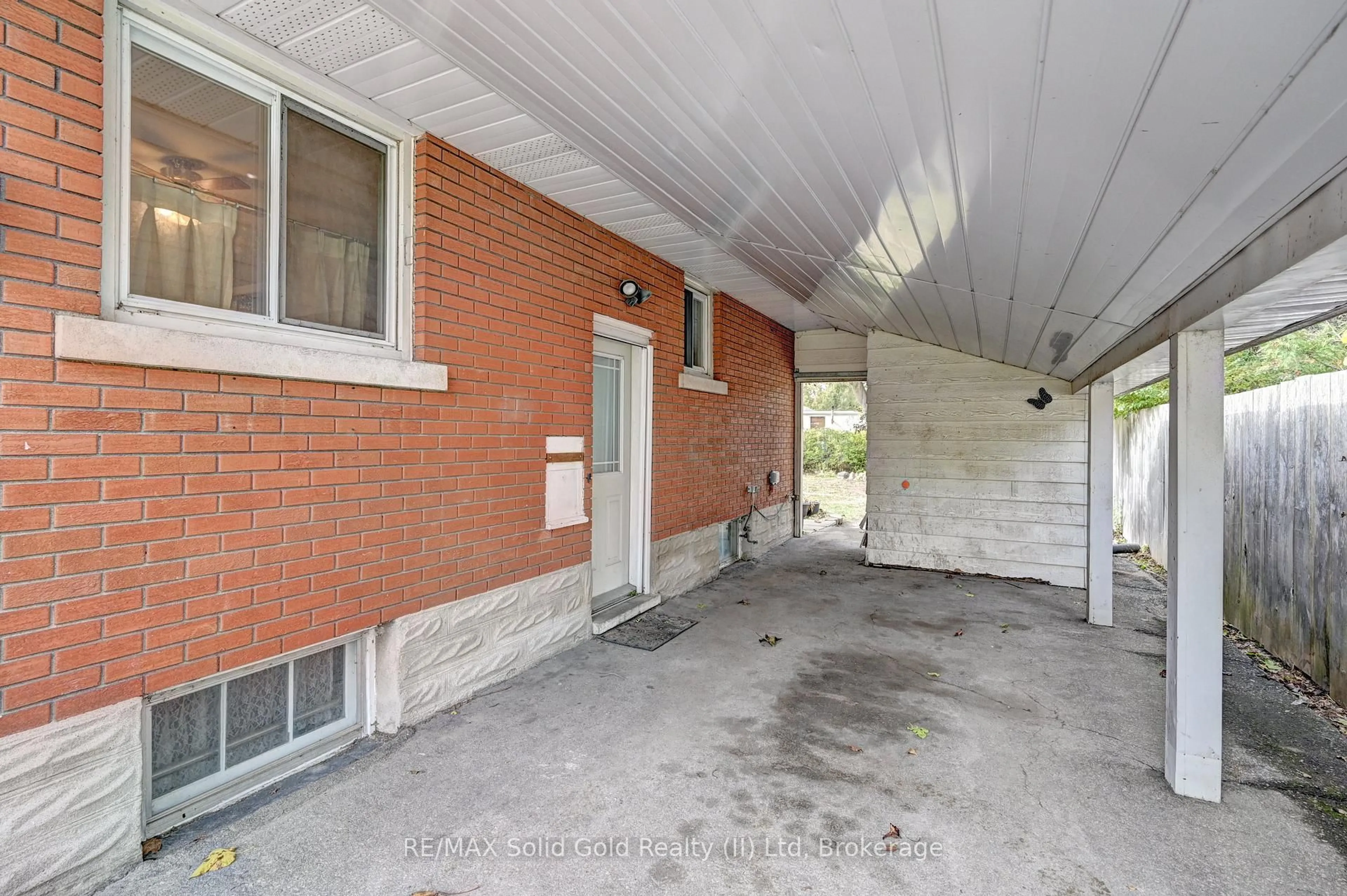 Unknown for 246 EIGHTH Ave, Kitchener Ontario N2C 1S7