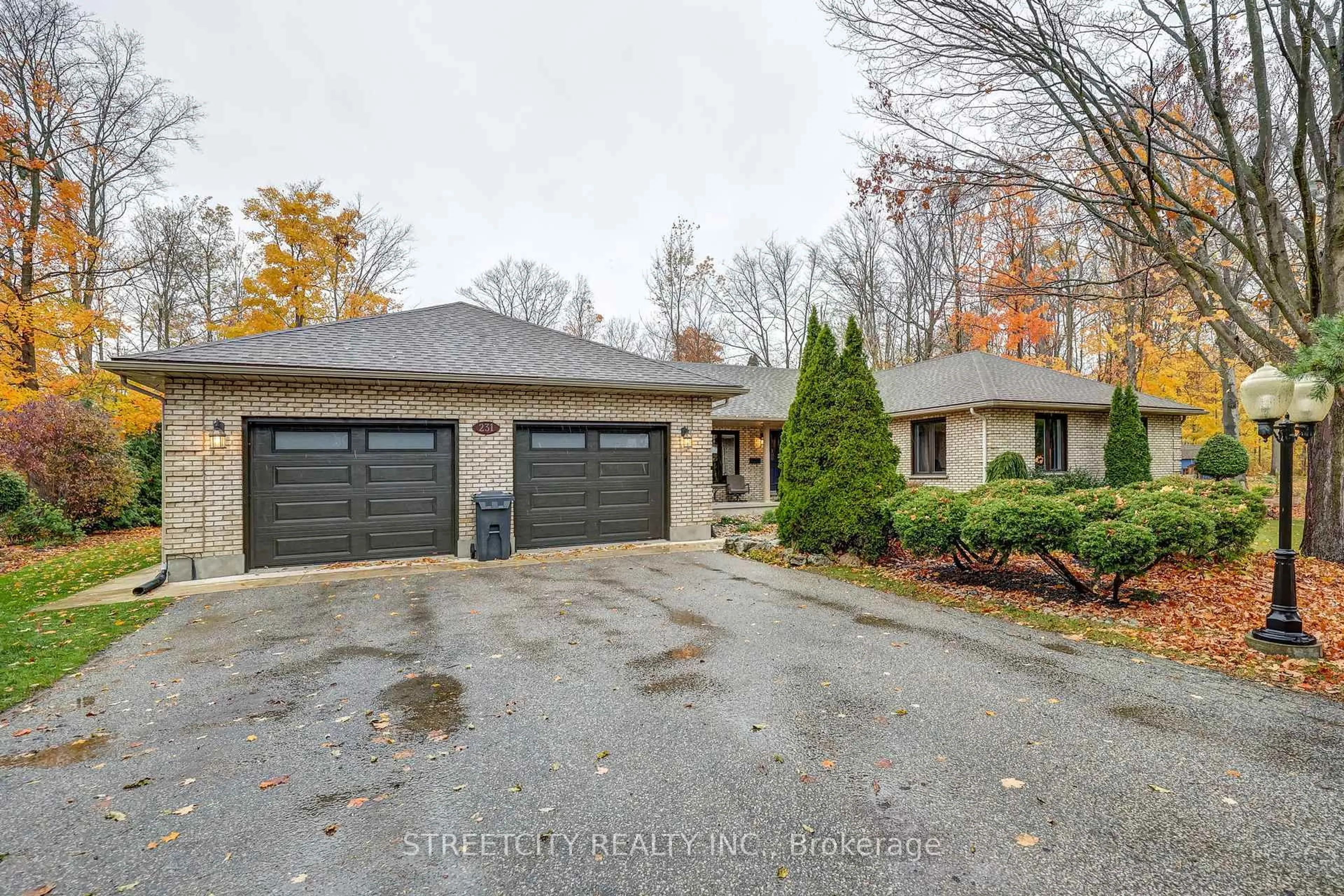 Home with brick exterior material, street for 231 Centennial Ave, St. Thomas Ontario N5R 5B4