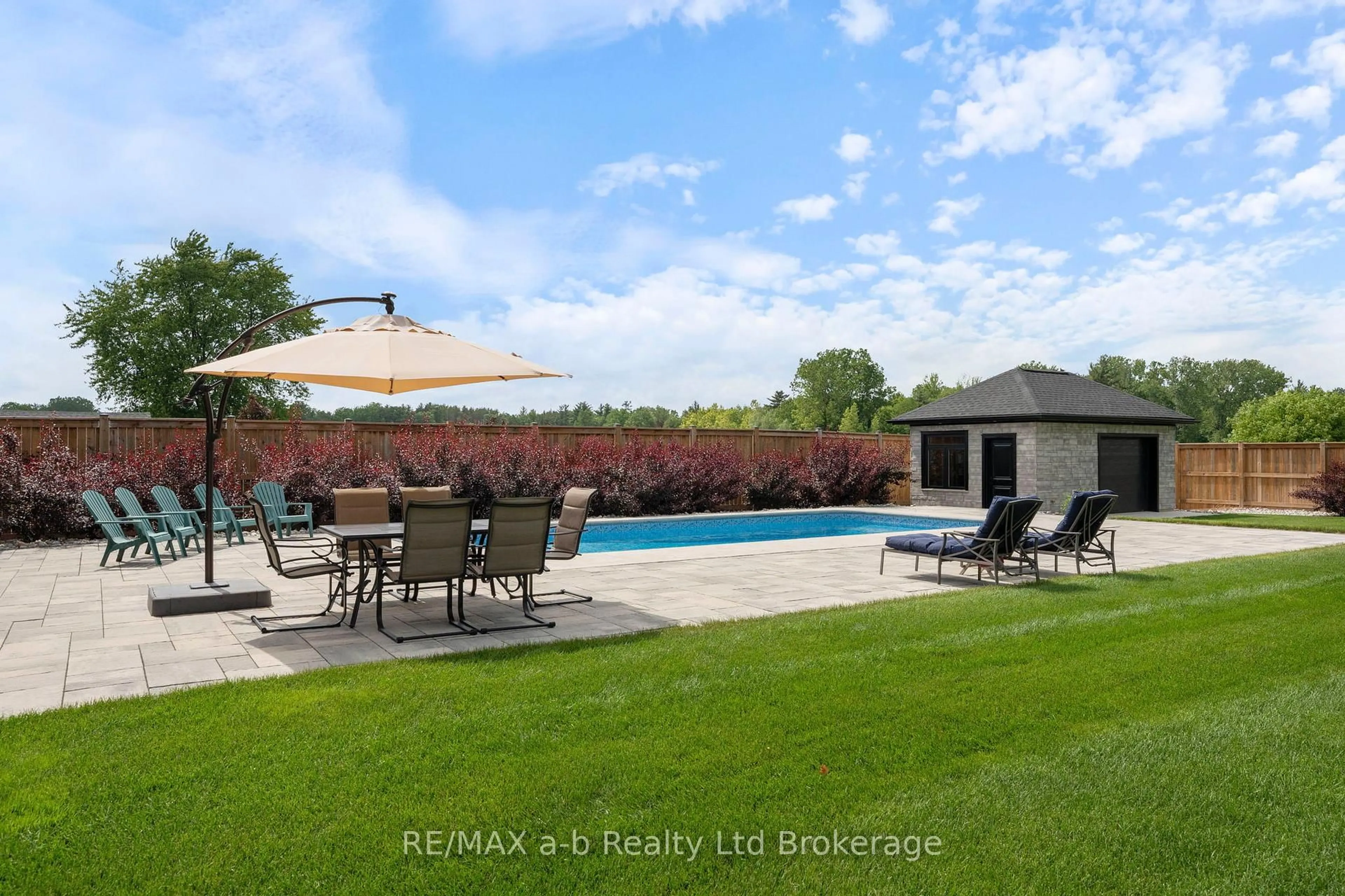 Patio, water/lake/river/ocean view for 1005 Windham Centre Rd, Norfolk Ontario N0E 2A0