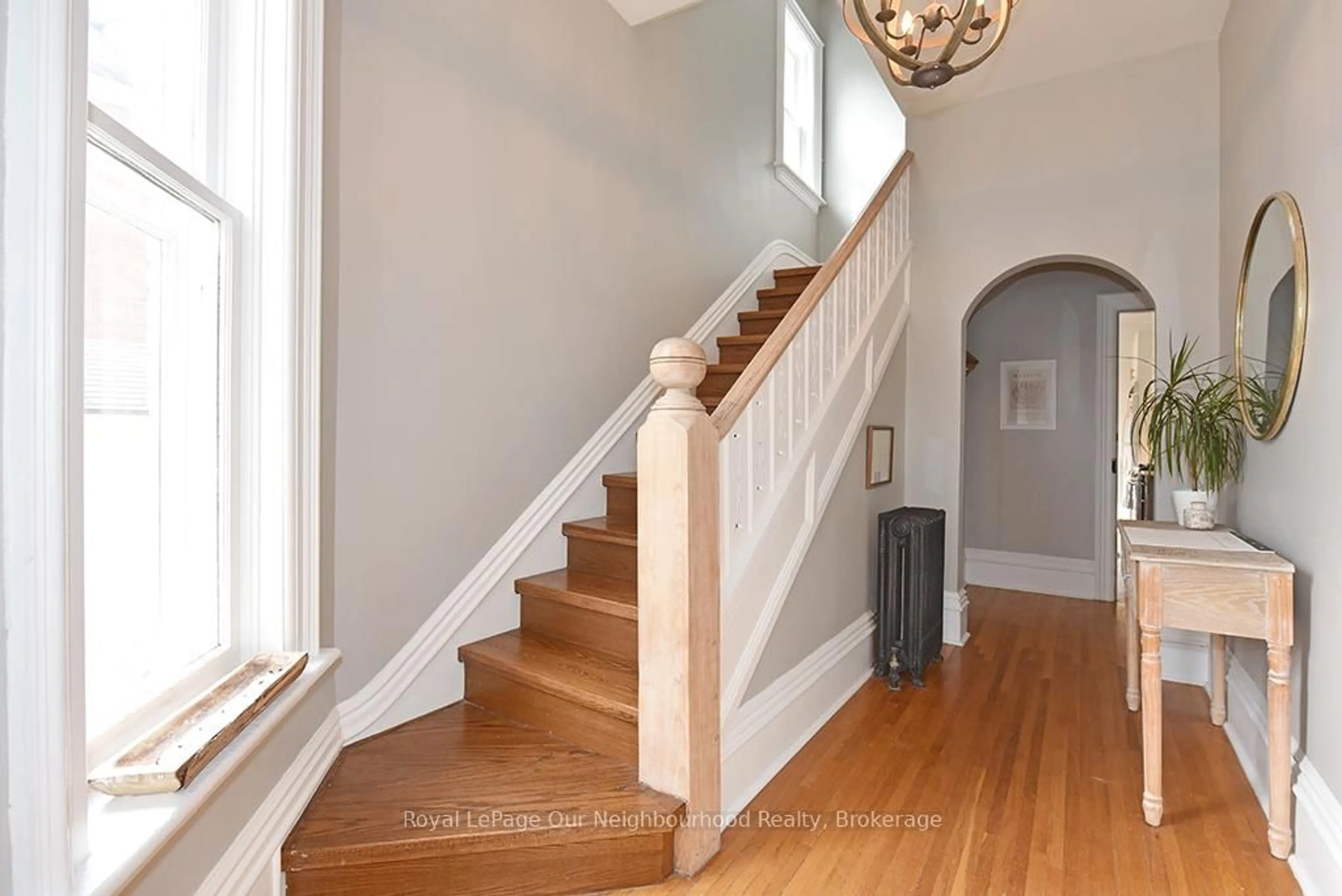 Unknown for 16 Francis St, Kawartha Lakes Ontario K9V 3R6