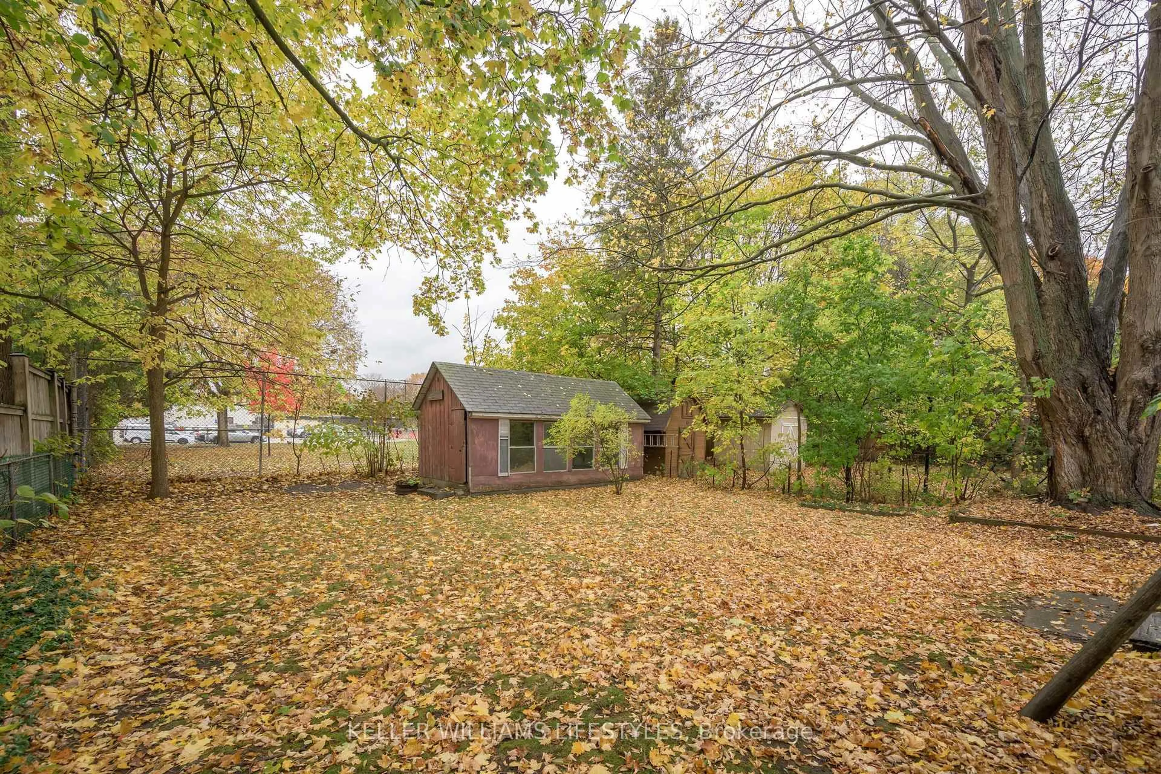 Unknown for 316 Cheapside St, London East Ontario N6A 2A6