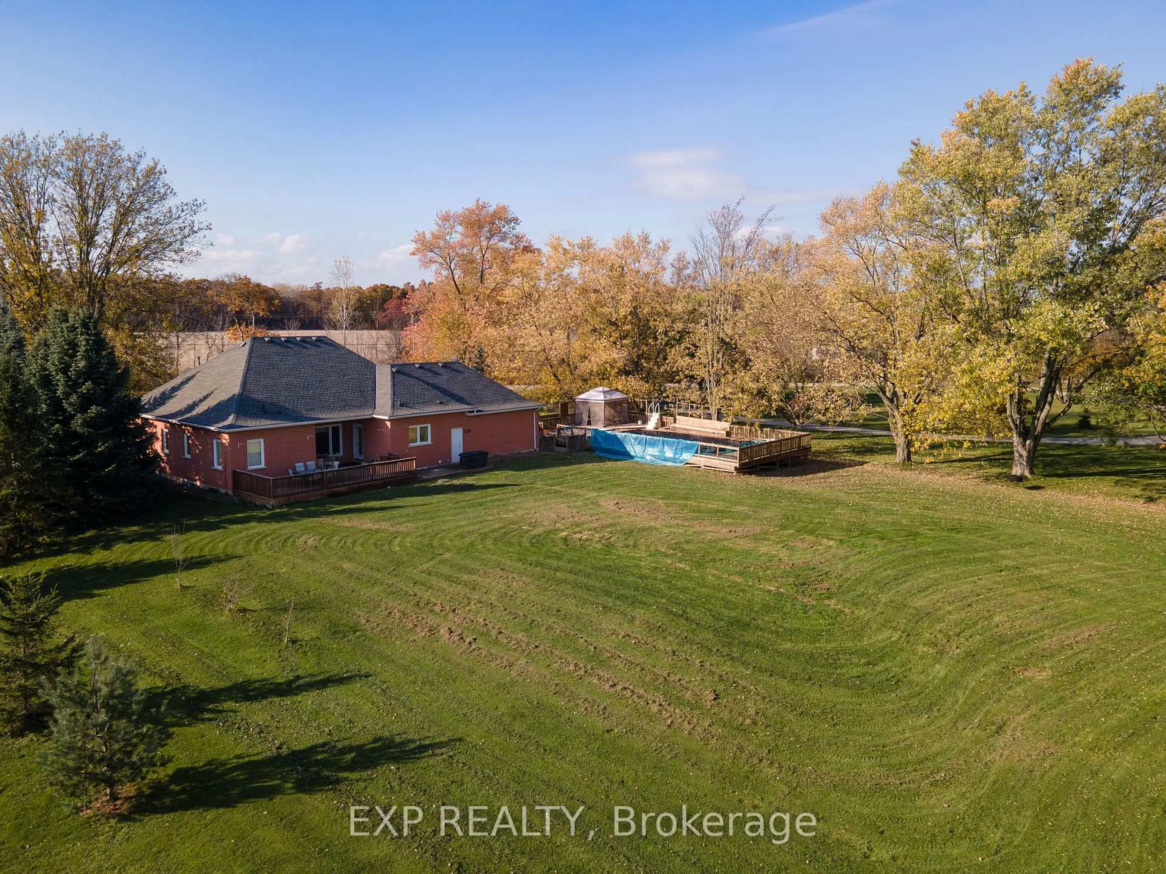 A pic from outside/outdoor area/front of a property/back of a property/a pic from drone, water/lake/river/ocean view for 41739 Mill Race Rd, Wainfleet Ontario L0S 1V0