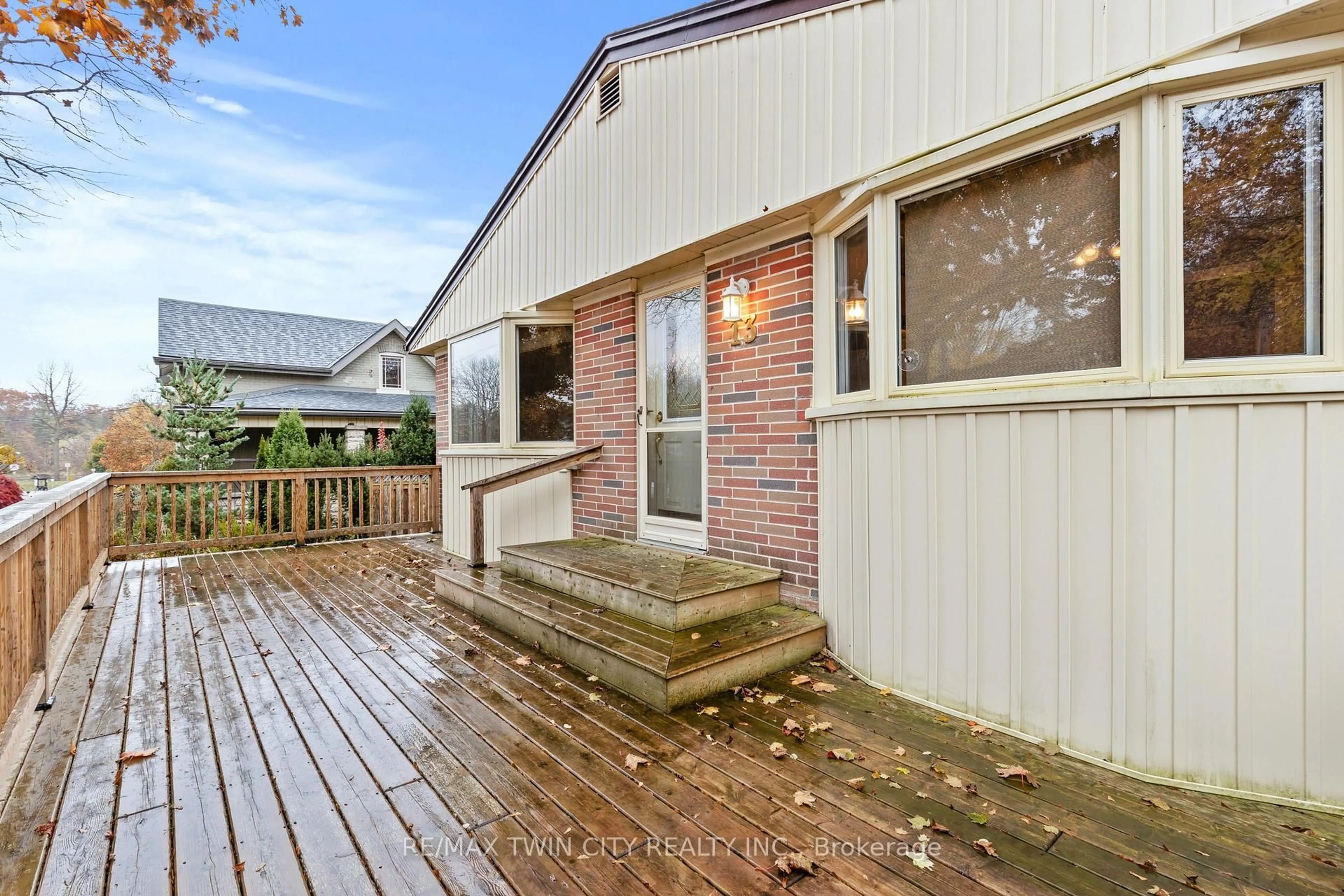 Patio, street for 13 Spencer St, Brant Ontario N3L 1W3