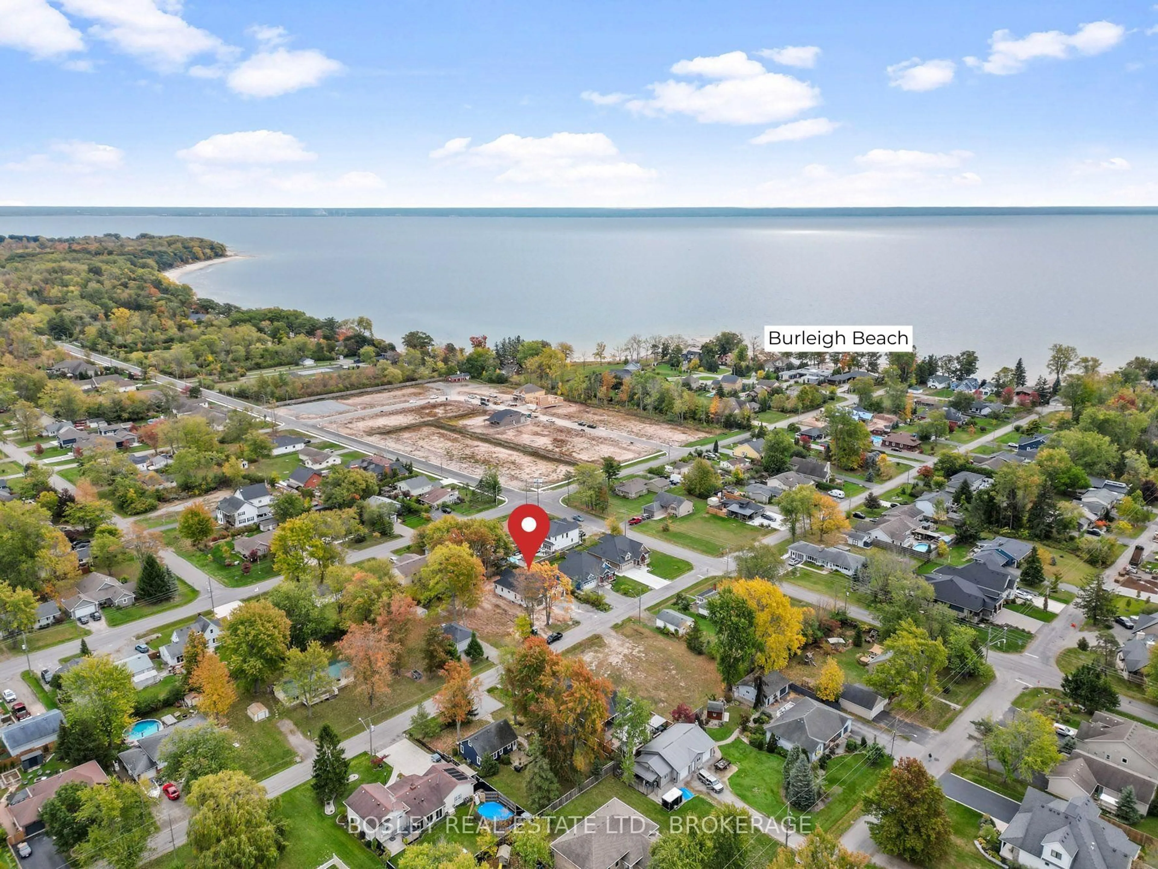 A pic from outside/outdoor area/front of a property/back of a property/a pic from drone, water/lake/river/ocean view for 60 Pleasant Ave, Fort Erie Ontario L0S 1N0