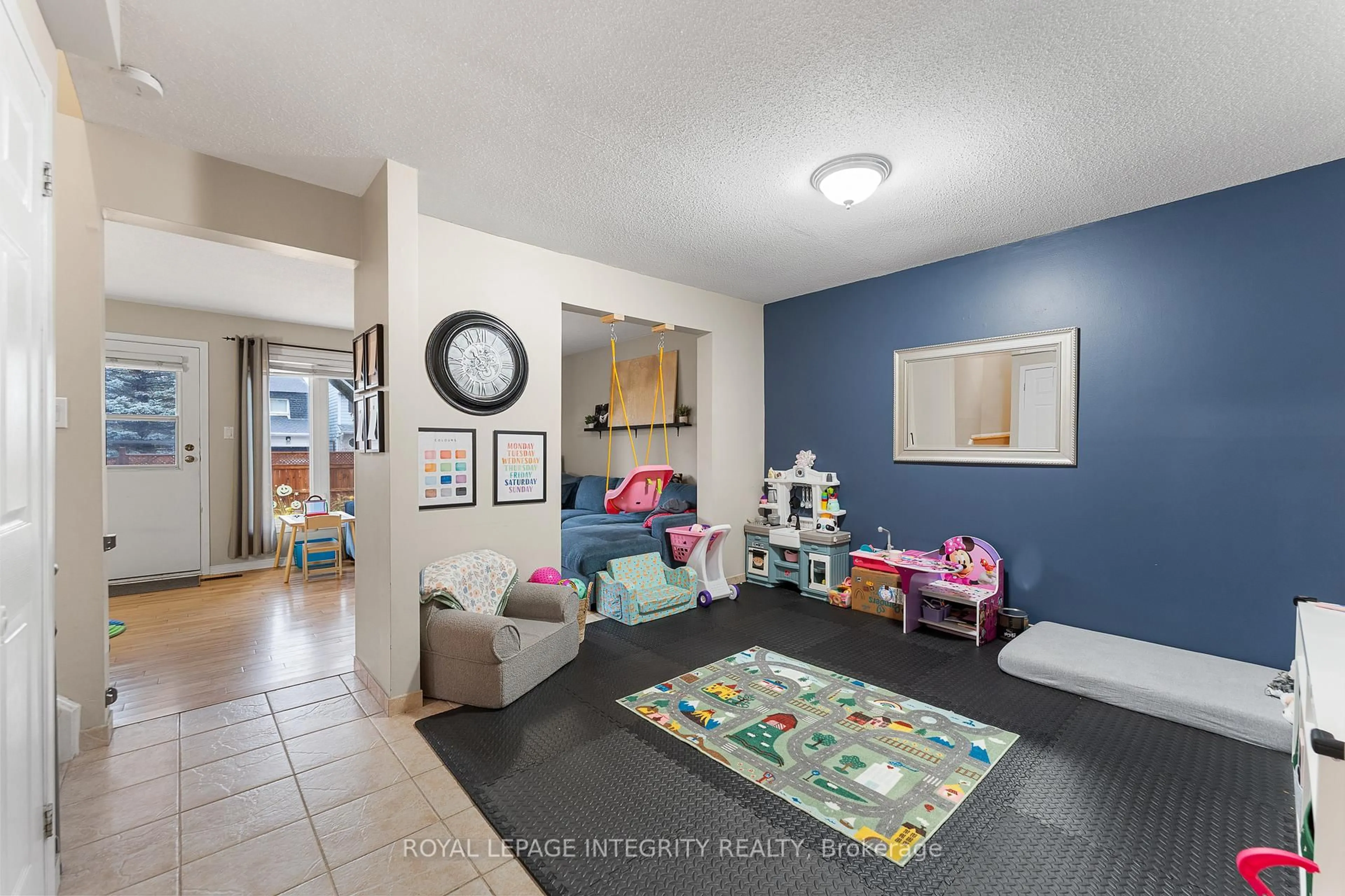 Unknown for 45 Wessex Rd, Nepean Ontario K2J 1X2