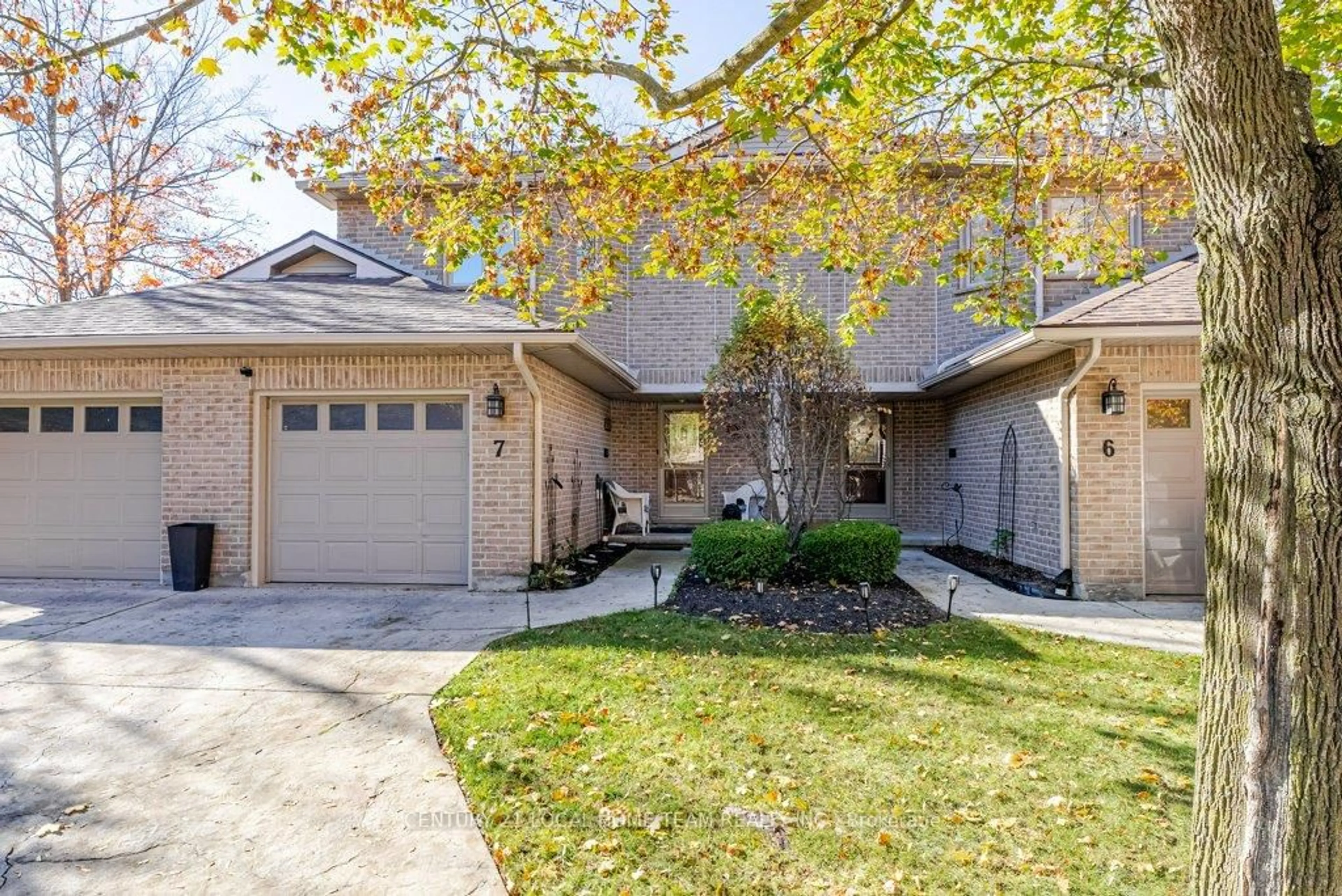 Unknown for 70 Glenroy Rd #7, London South Ontario N5Z 4W9