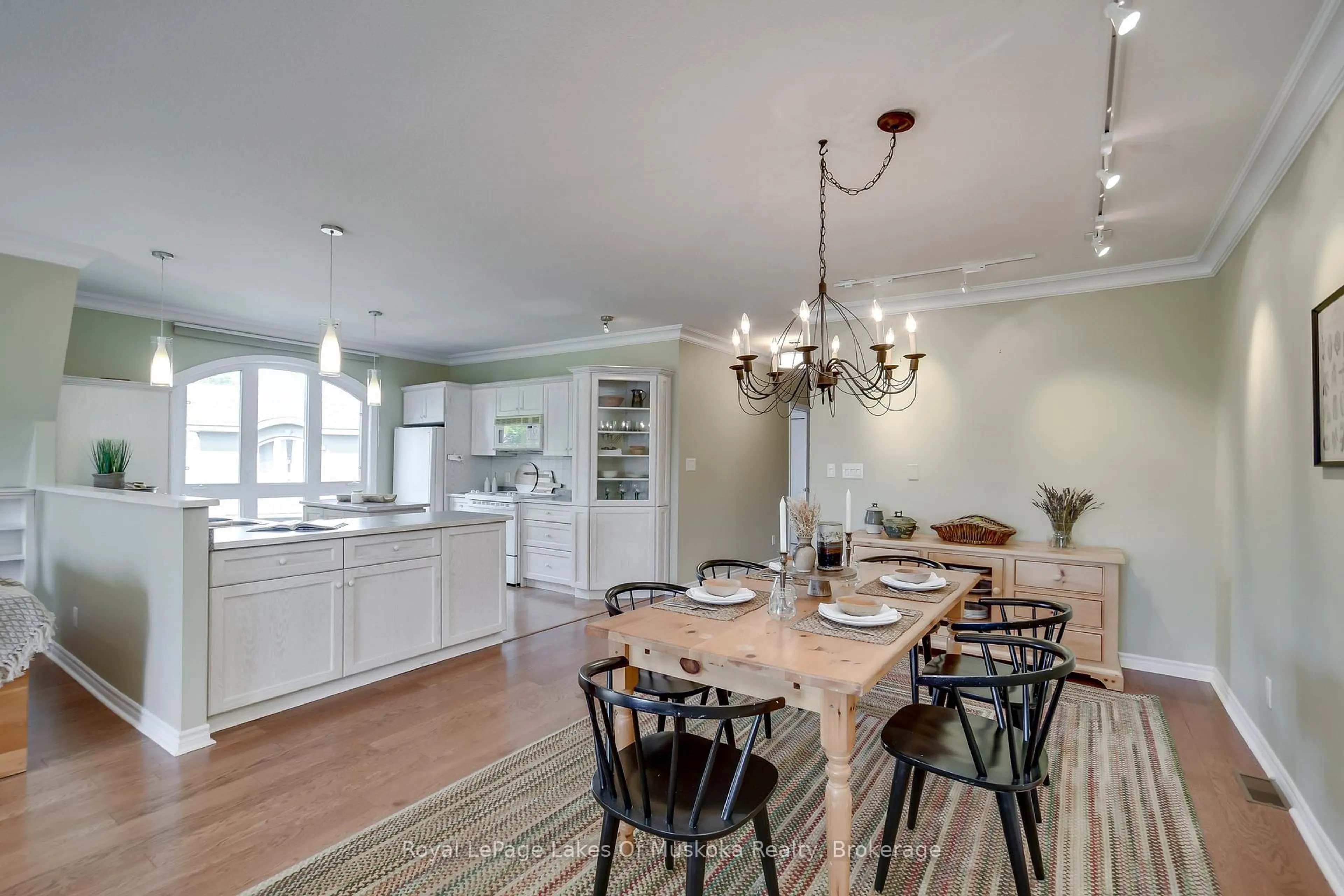 Open concept kitchen, unknown for 31 Dairy Lane #401, Huntsville Ontario P1H 1L7