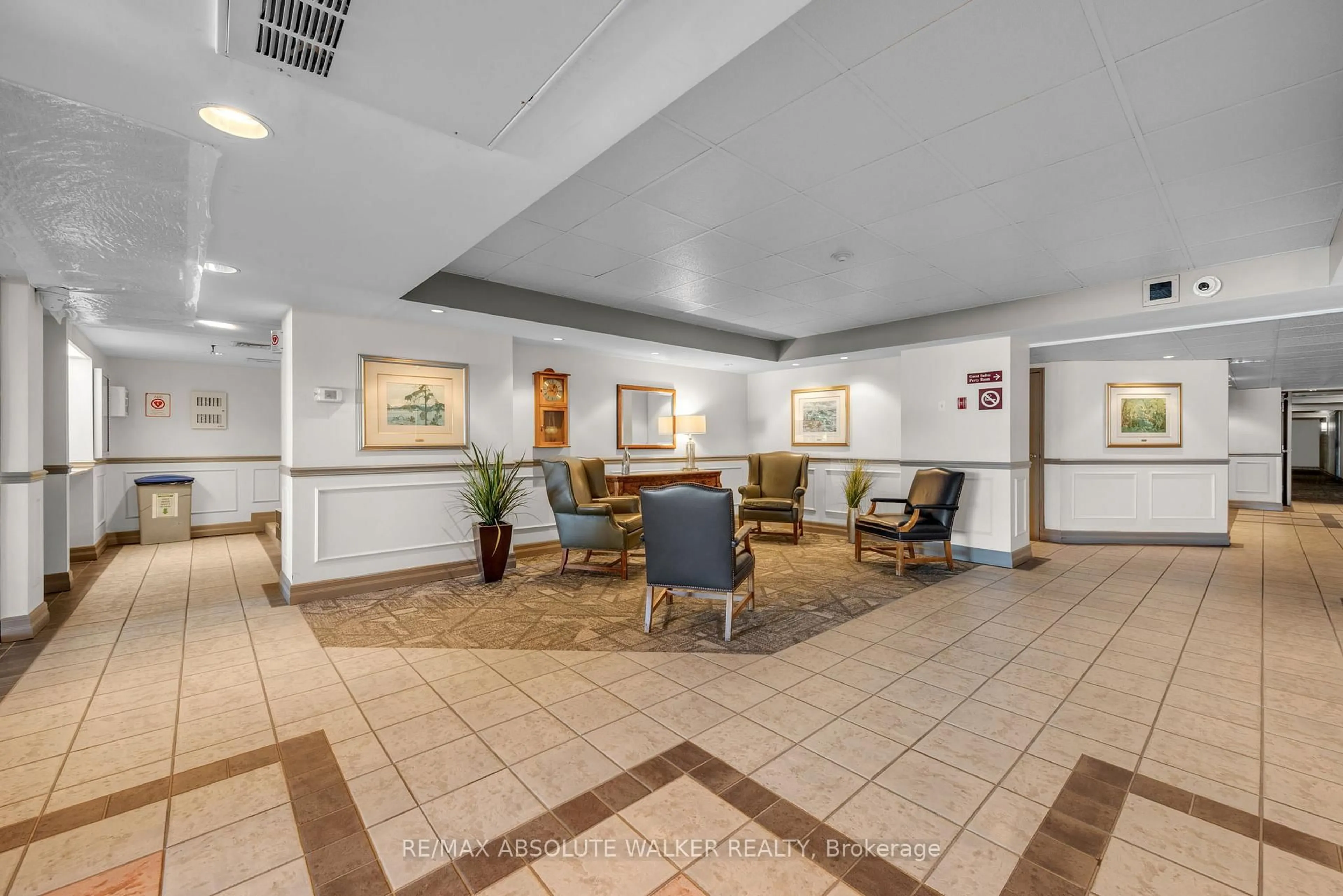 Lobby for 1599 Lassiter Terr #318, Ottawa Ontario K1J 8R6