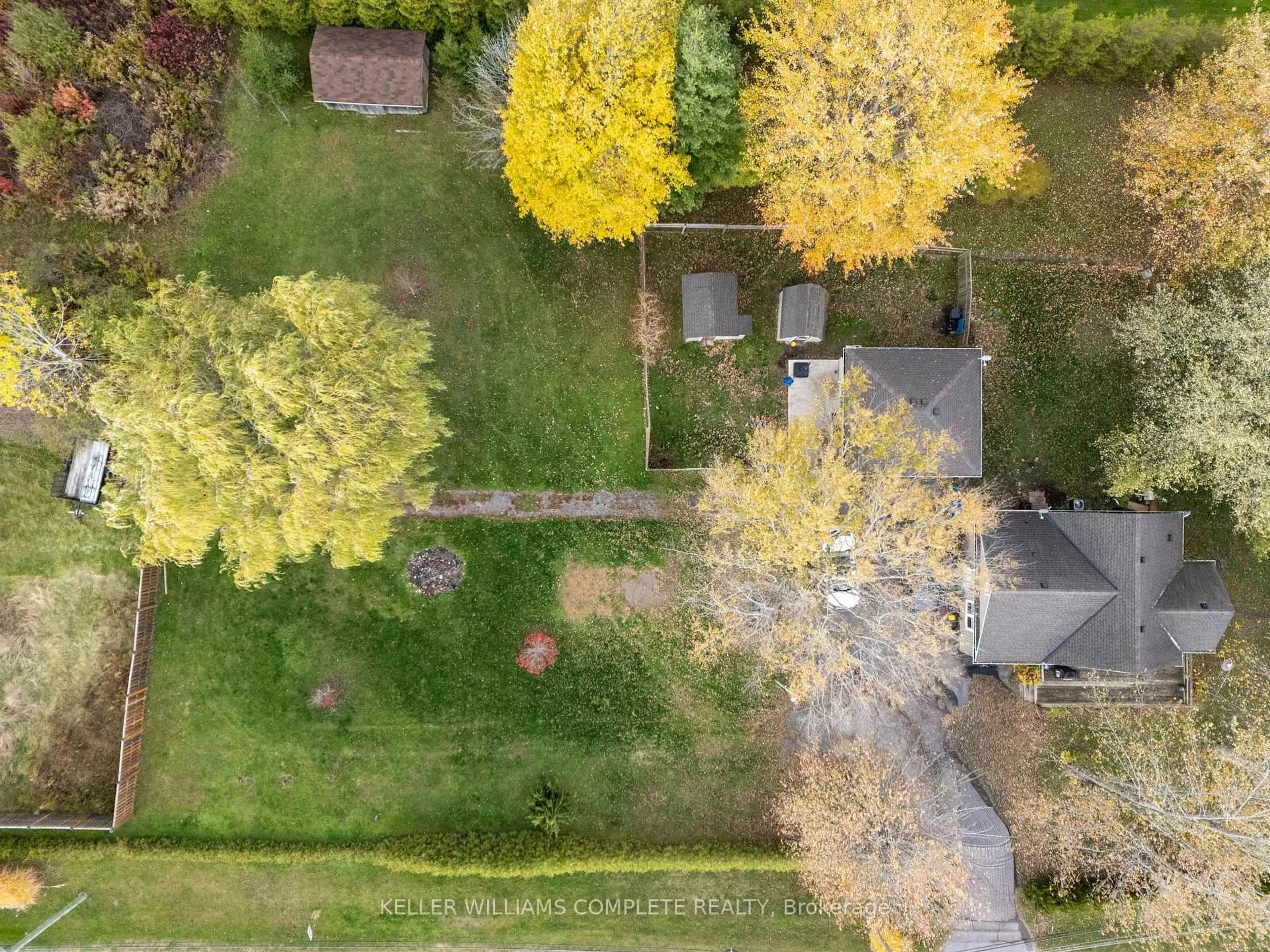 A pic from outside/outdoor area/front of a property/back of a property/a pic from drone, forest/trees view for 5416 Beach Rd, Port Colborne Ontario L0S 1R0