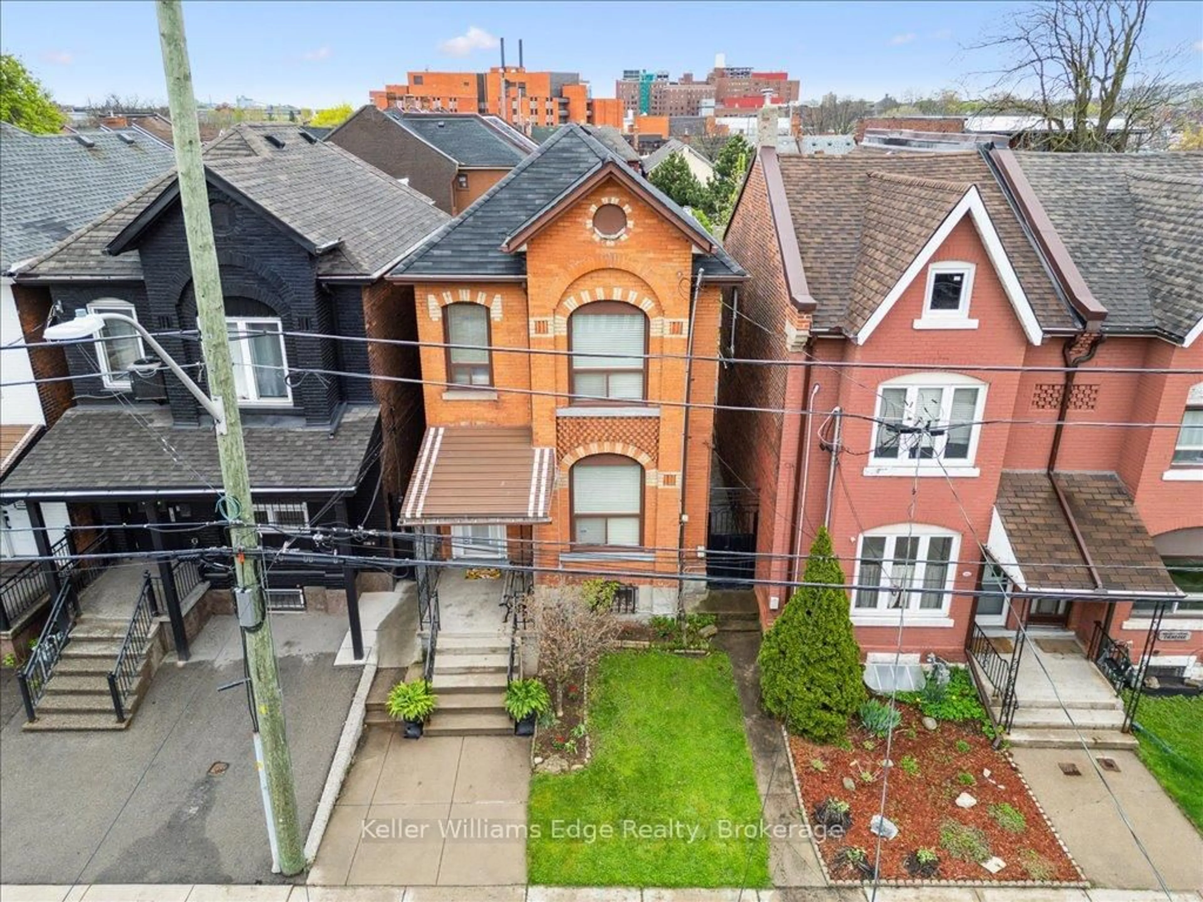 A pic from outside/outdoor area/front of a property/back of a property/a pic from drone, city buildings view from balcony for 310 Catharine St, Hamilton Ontario L8L 4S9