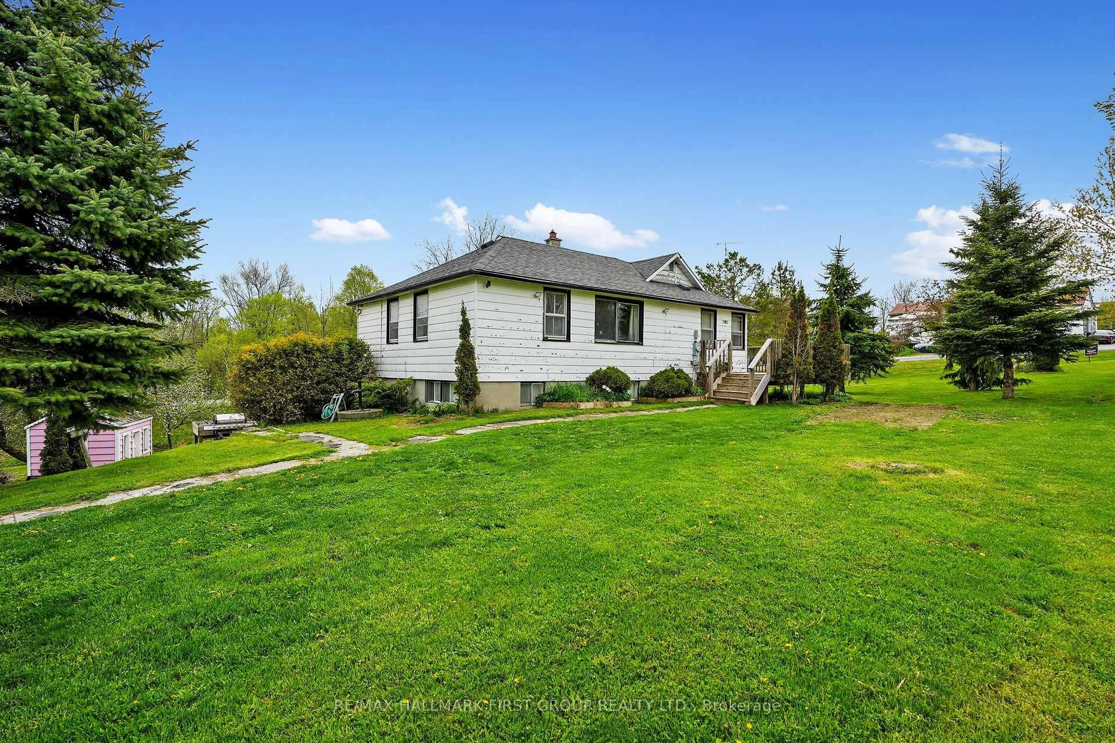 A pic from outside/outdoor area/front of a property/back of a property/a pic from drone, unknown for 19 Halstead Rd, Alnwick/Haldimand Ontario K0K 2X0