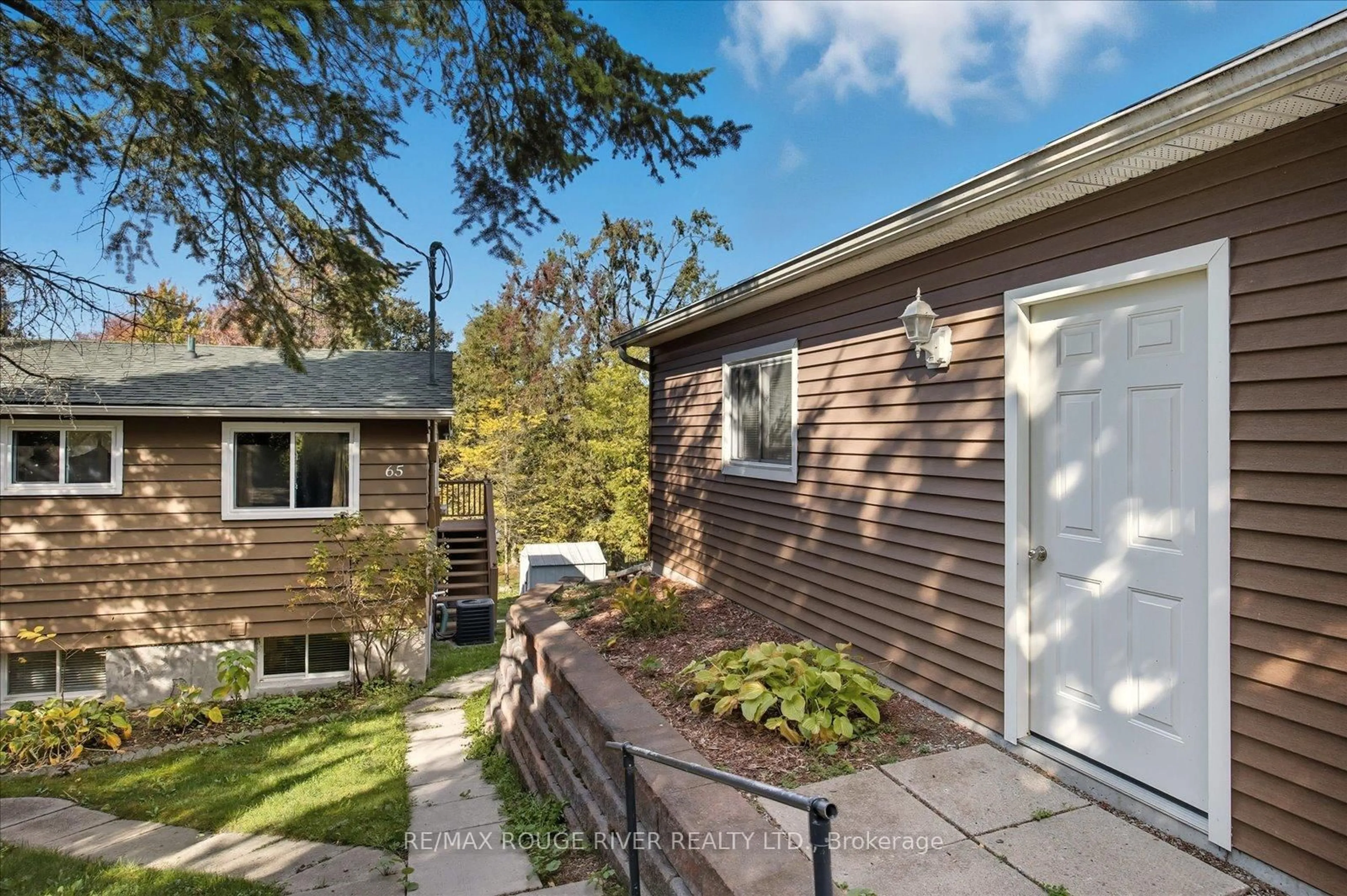 Unknown for 65 Cedarview Dr, Kawartha Lakes Ontario K0L 2W0