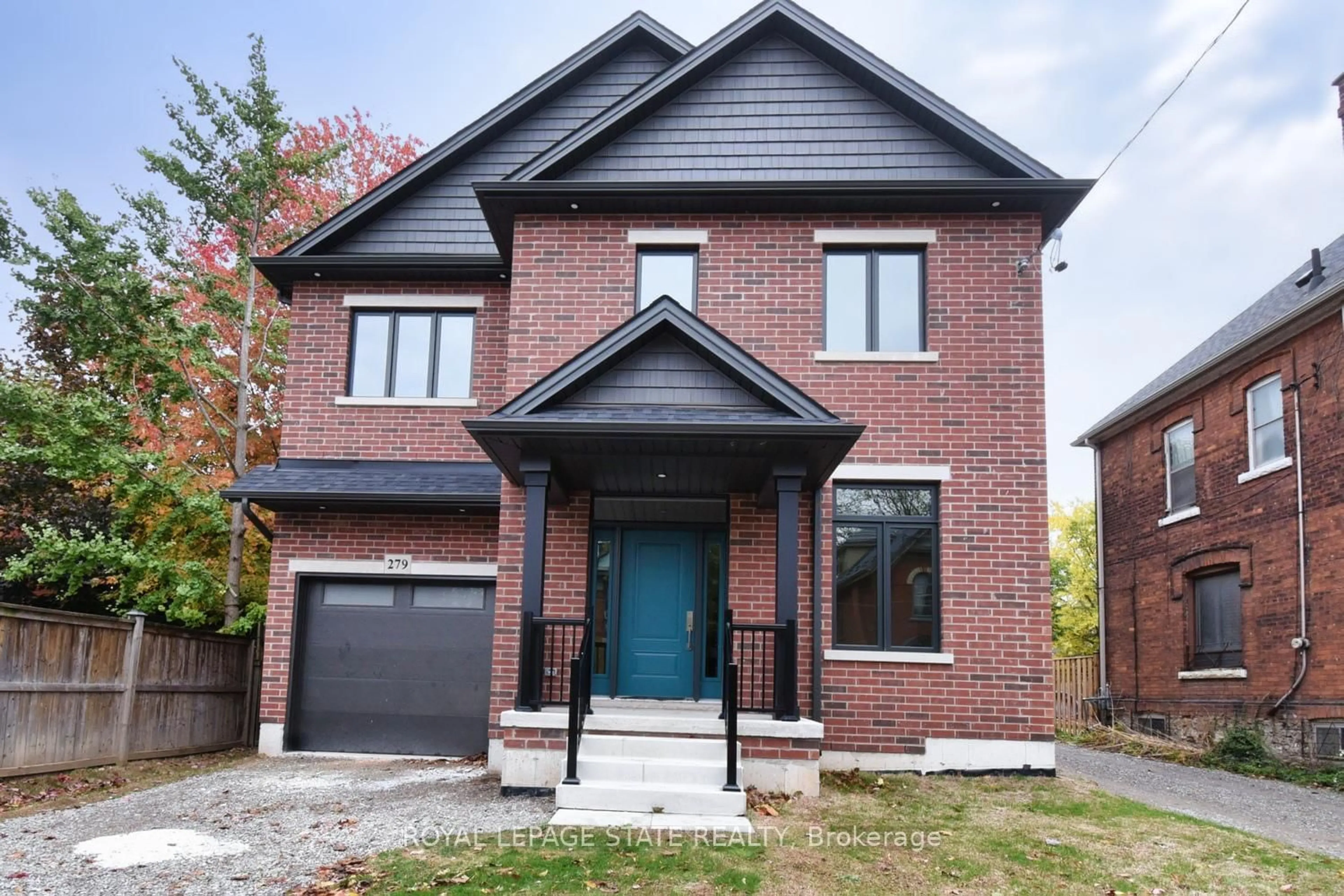 Home with brick exterior material, street for 279 Hess St, Hamilton Ontario L8P 3P6