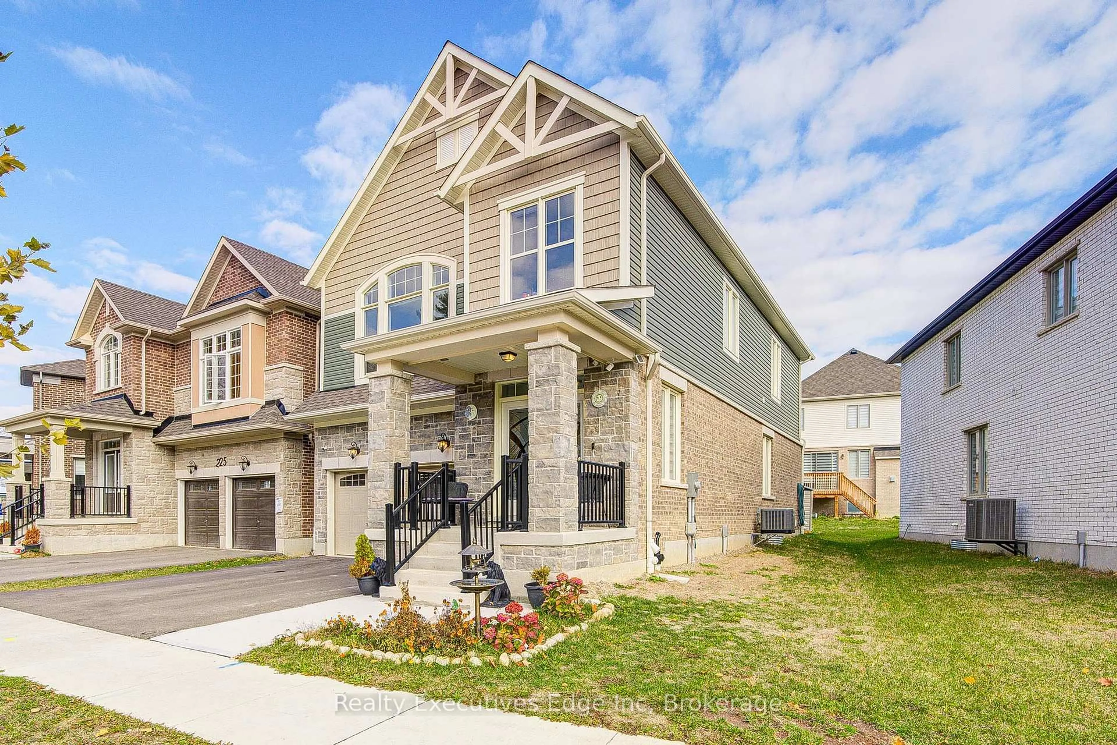 Unknown for 229 Forestwalk St, Kitchener Ontario N2R 0T2