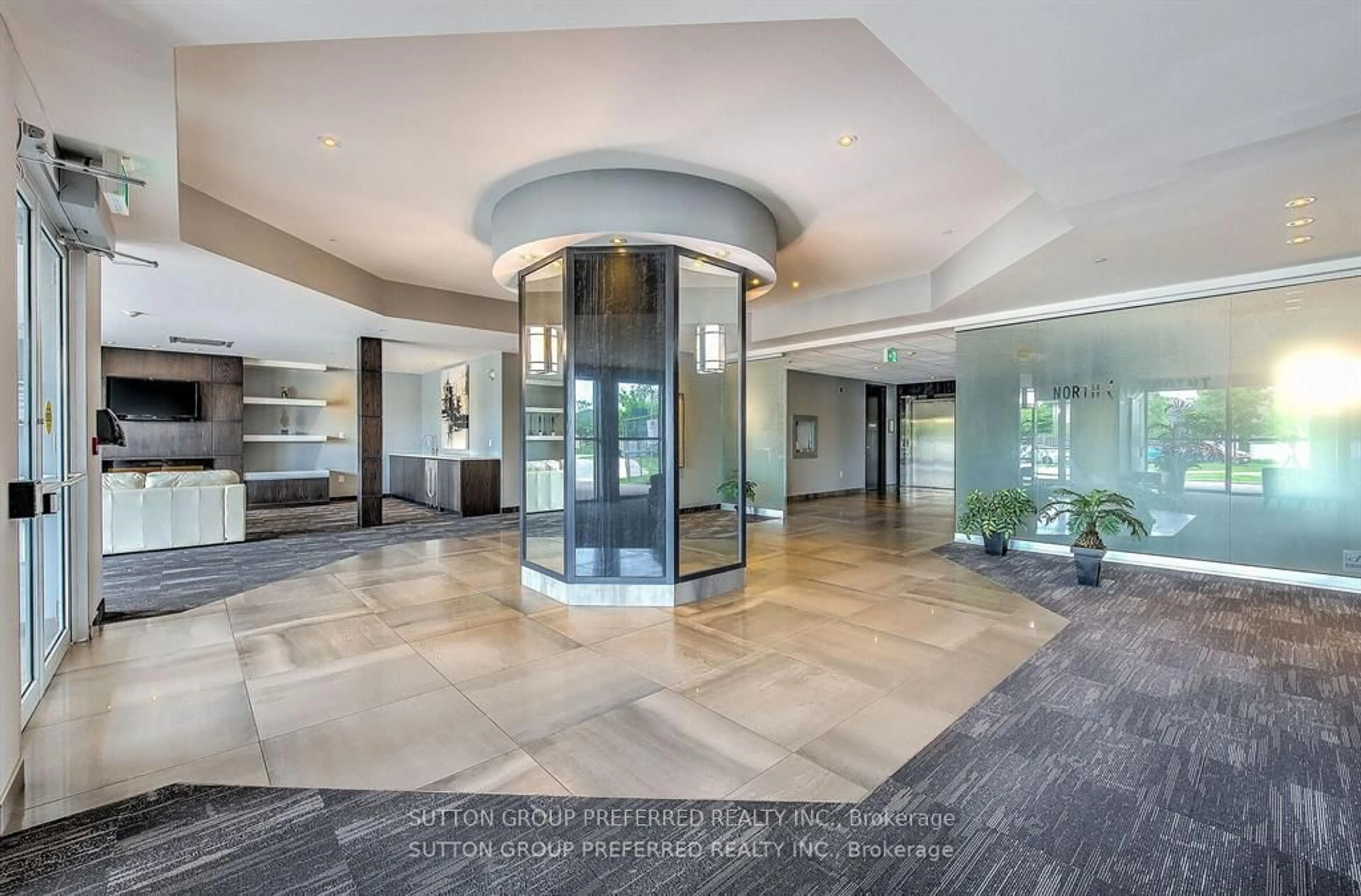 Indoor foyer for 1705 Fiddlehead Pl #102, London North Ontario N6G 5M6