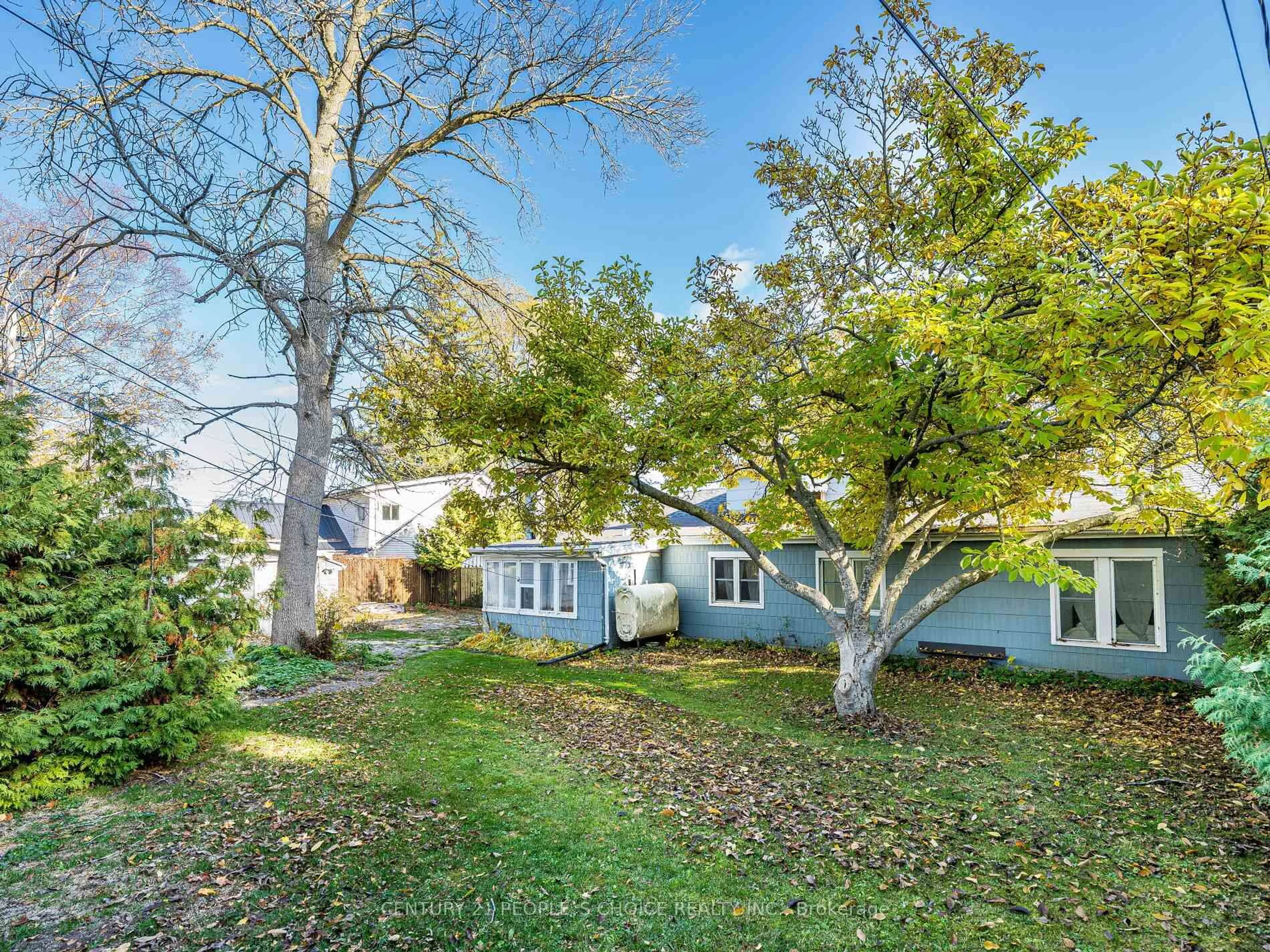 A pic from outside/outdoor area/front of a property/back of a property/a pic from drone, street for 22625 LOYALIST PKy Pkwy #7, Trenton Ontario K8V 5P7