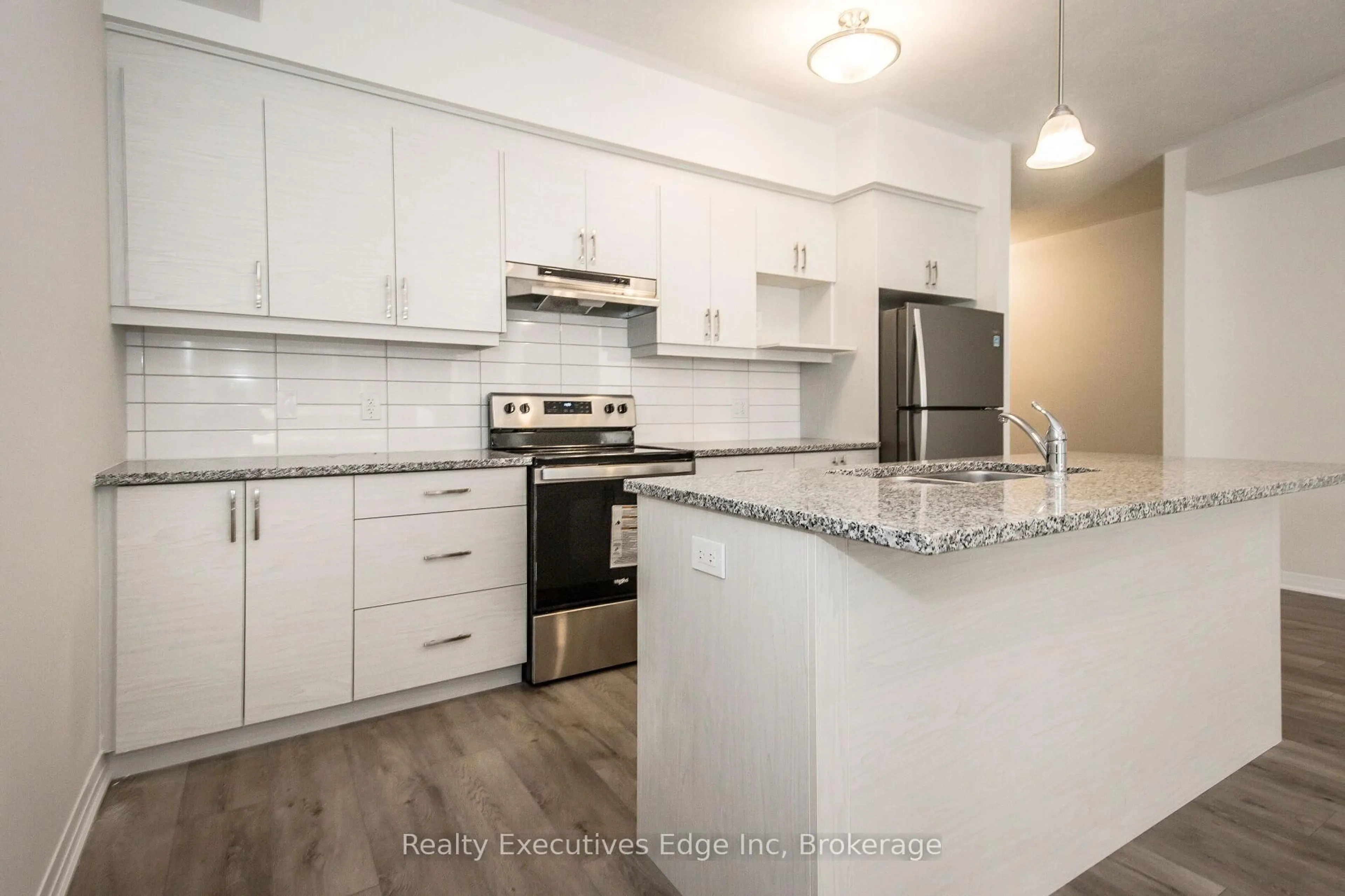 Unknown for 25 Isherwood Ave #36, Cambridge Ontario N1R 0E2