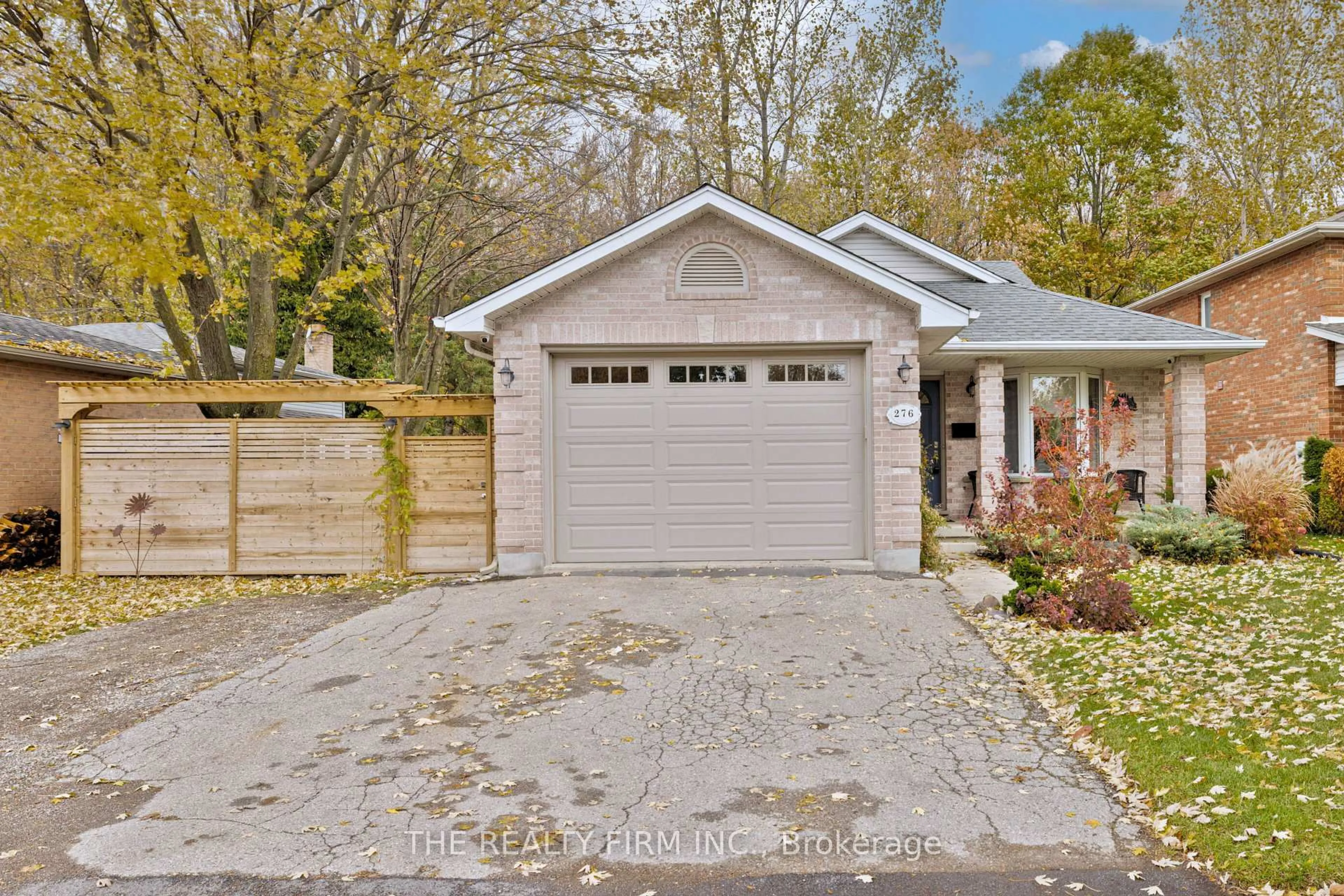 Indoor garage for 276 Ferndale Ave, London South Ontario N6C 5K6