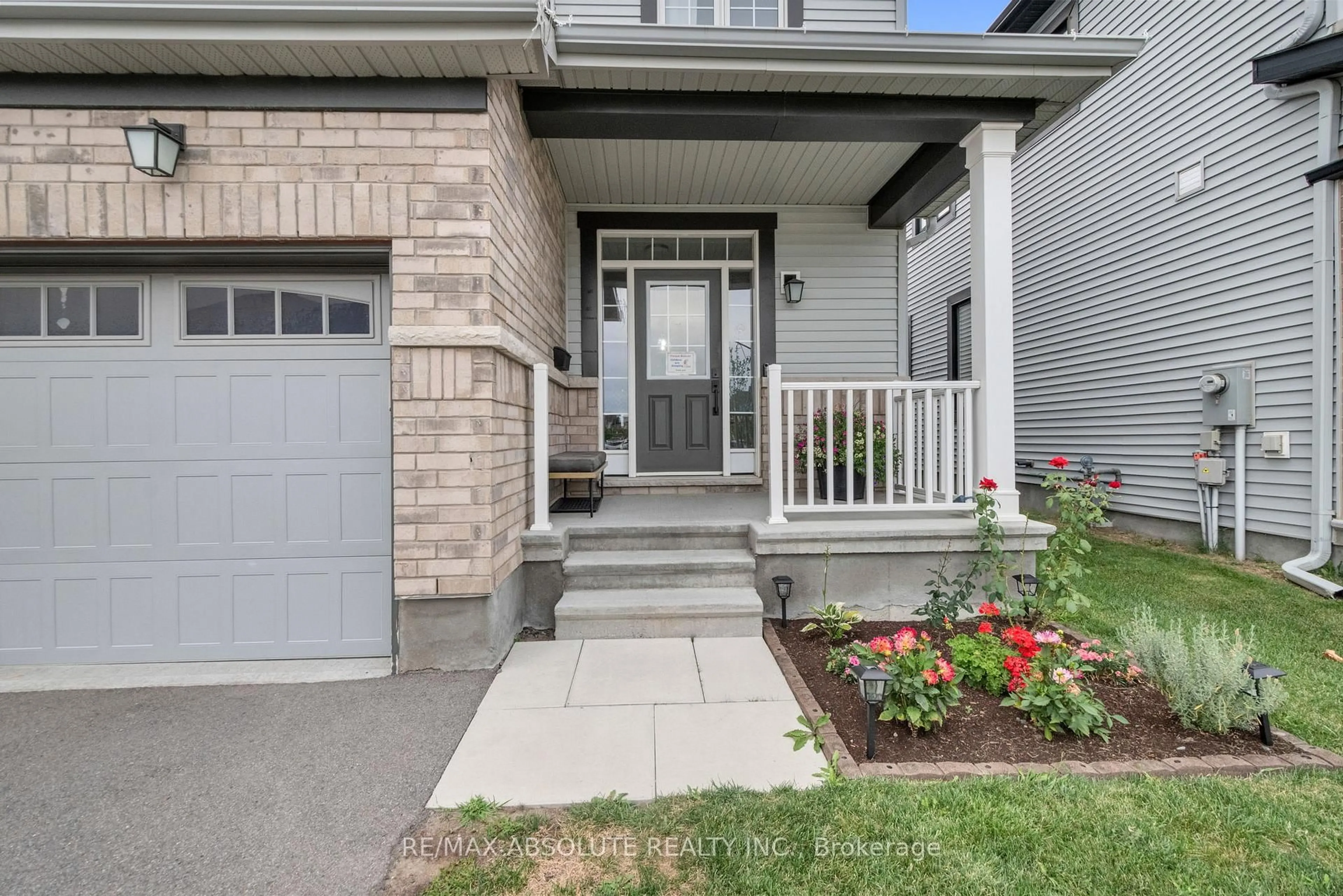 Unknown for 730 Perseus Ave, Ottawa Ontario K2J 6V8