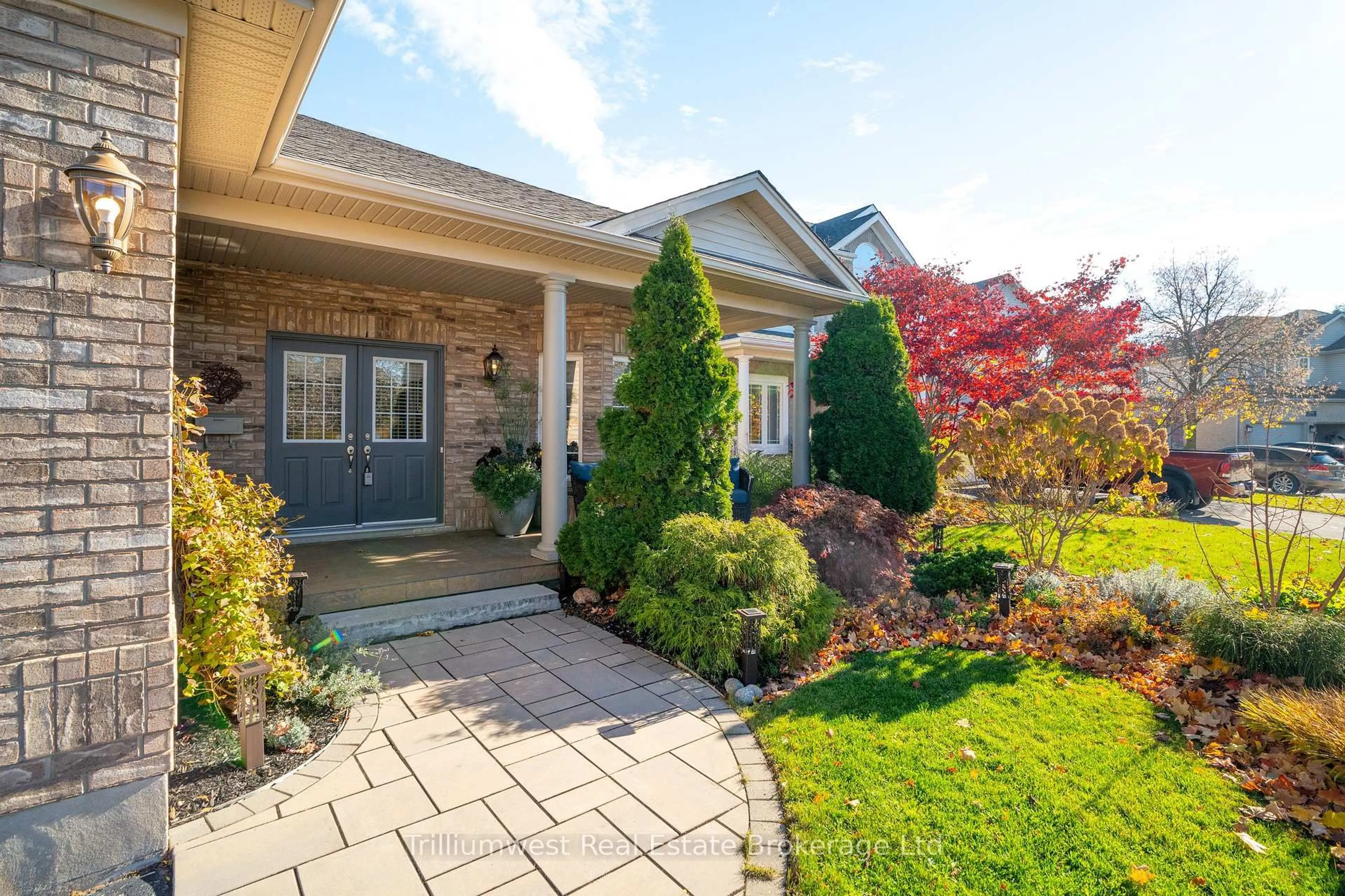 Unknown for 302 Farley Dr, Guelph Ontario N1L 1N6