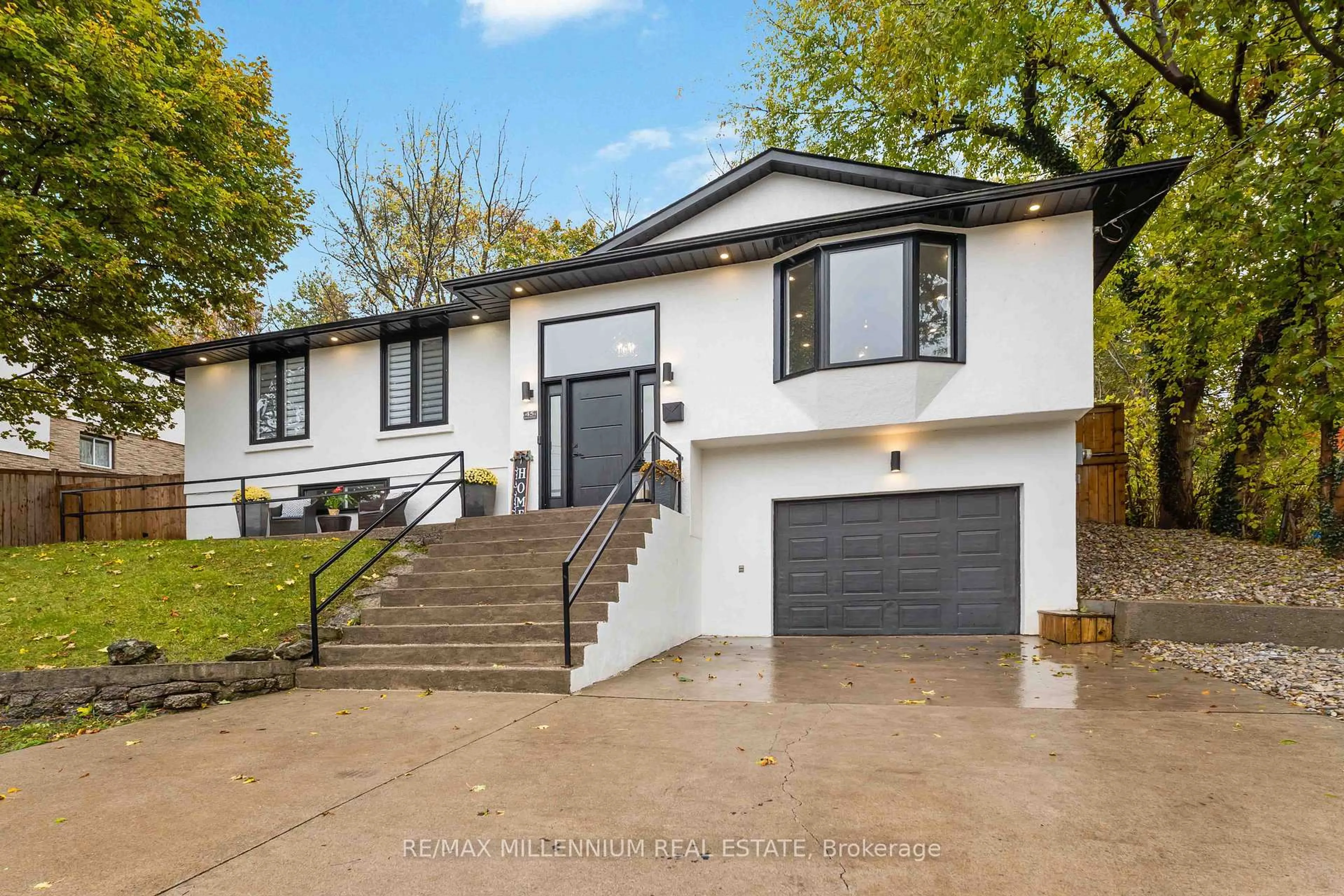 Home with vinyl exterior material, street for 45 Bradley St, St. Catharines Ontario L2T 1R5