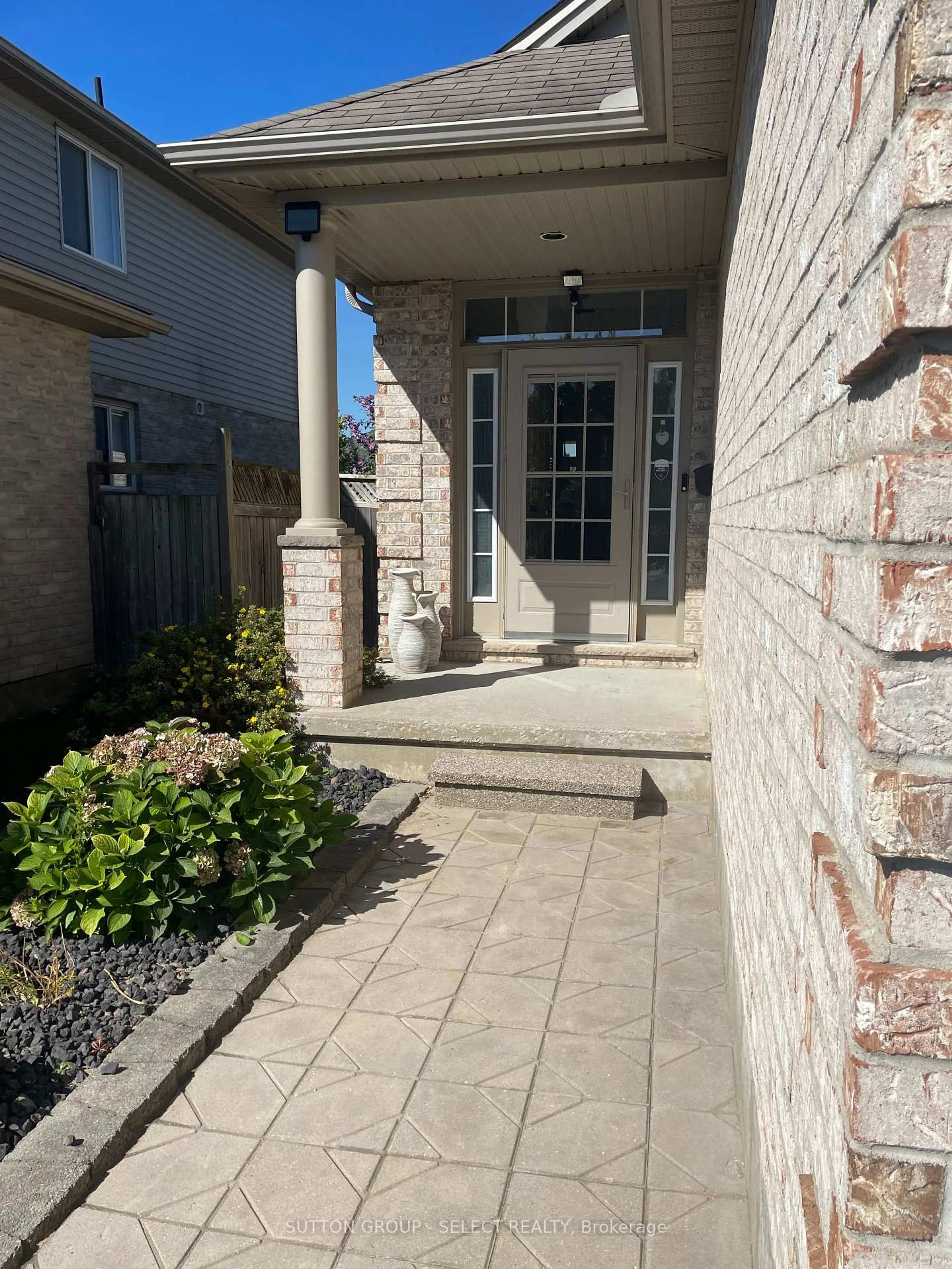 Unknown for 3220 Meadowgate Blvd, London South Ontario N6M 0B7