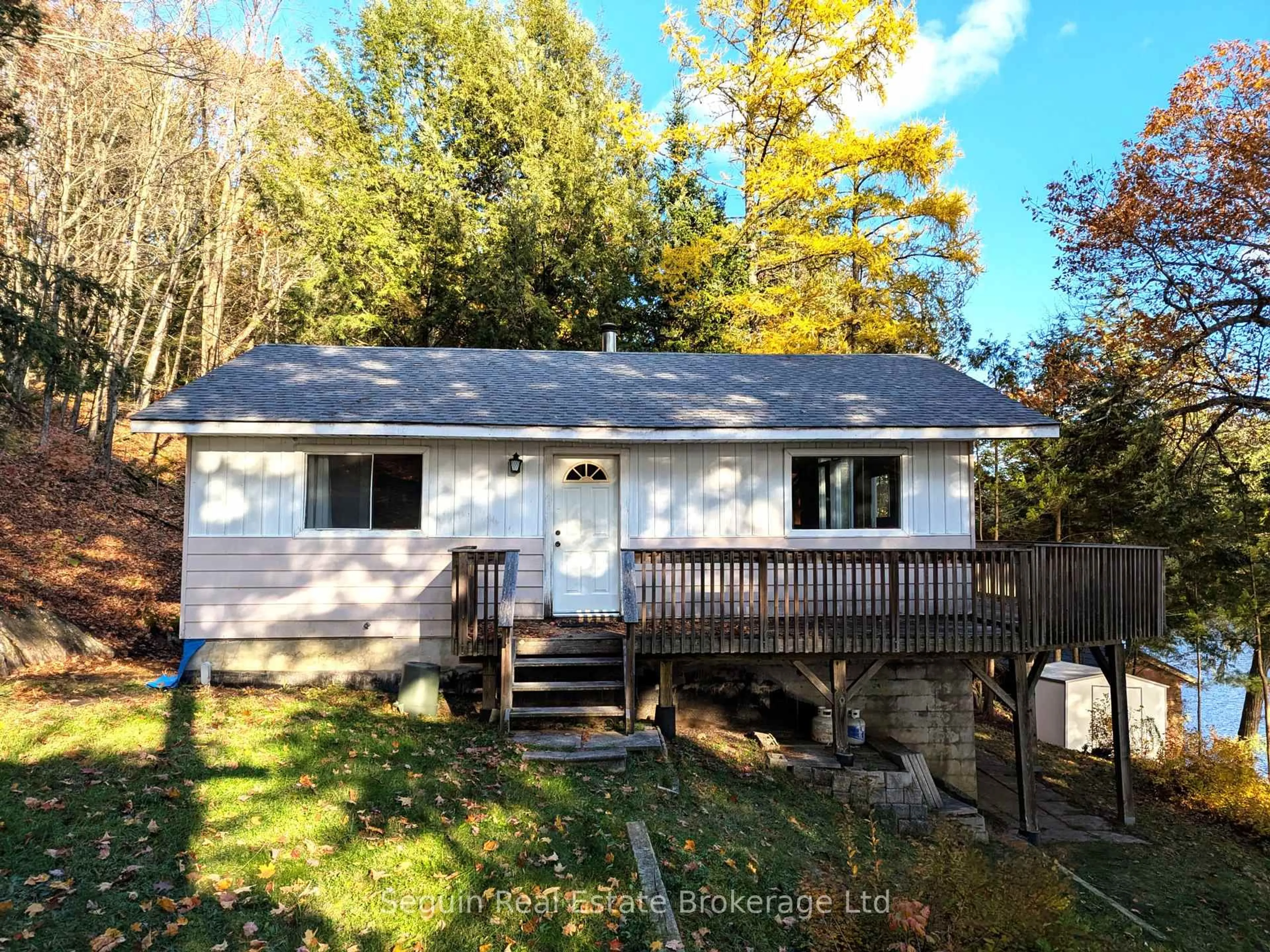 Unknown for 24 South Fork Rd, The Archipelago Ontario P2A 0B7