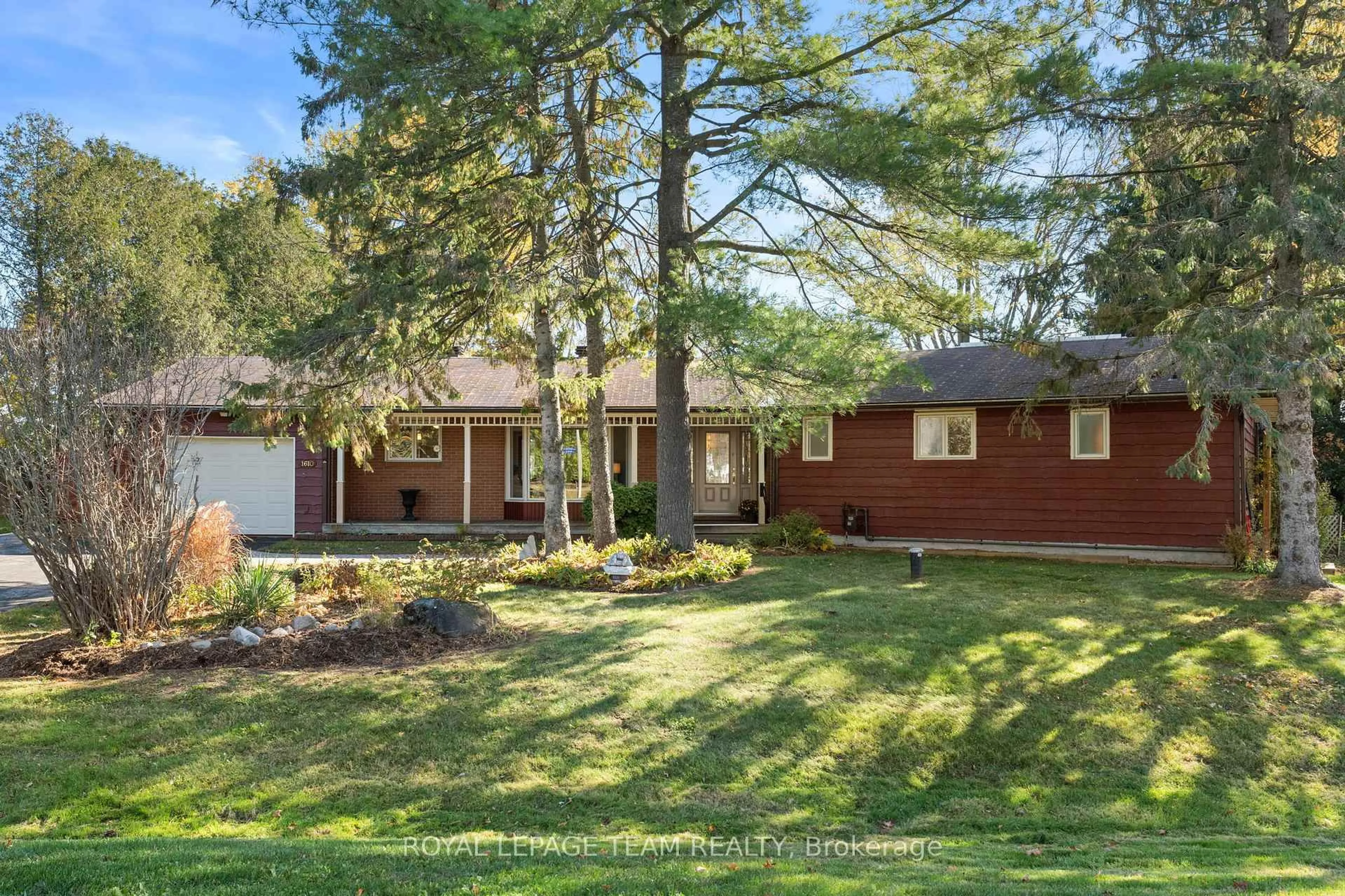 Home with brick exterior material, street for 1610 Bontrey Pl, Kars Ontario K0A 2E0