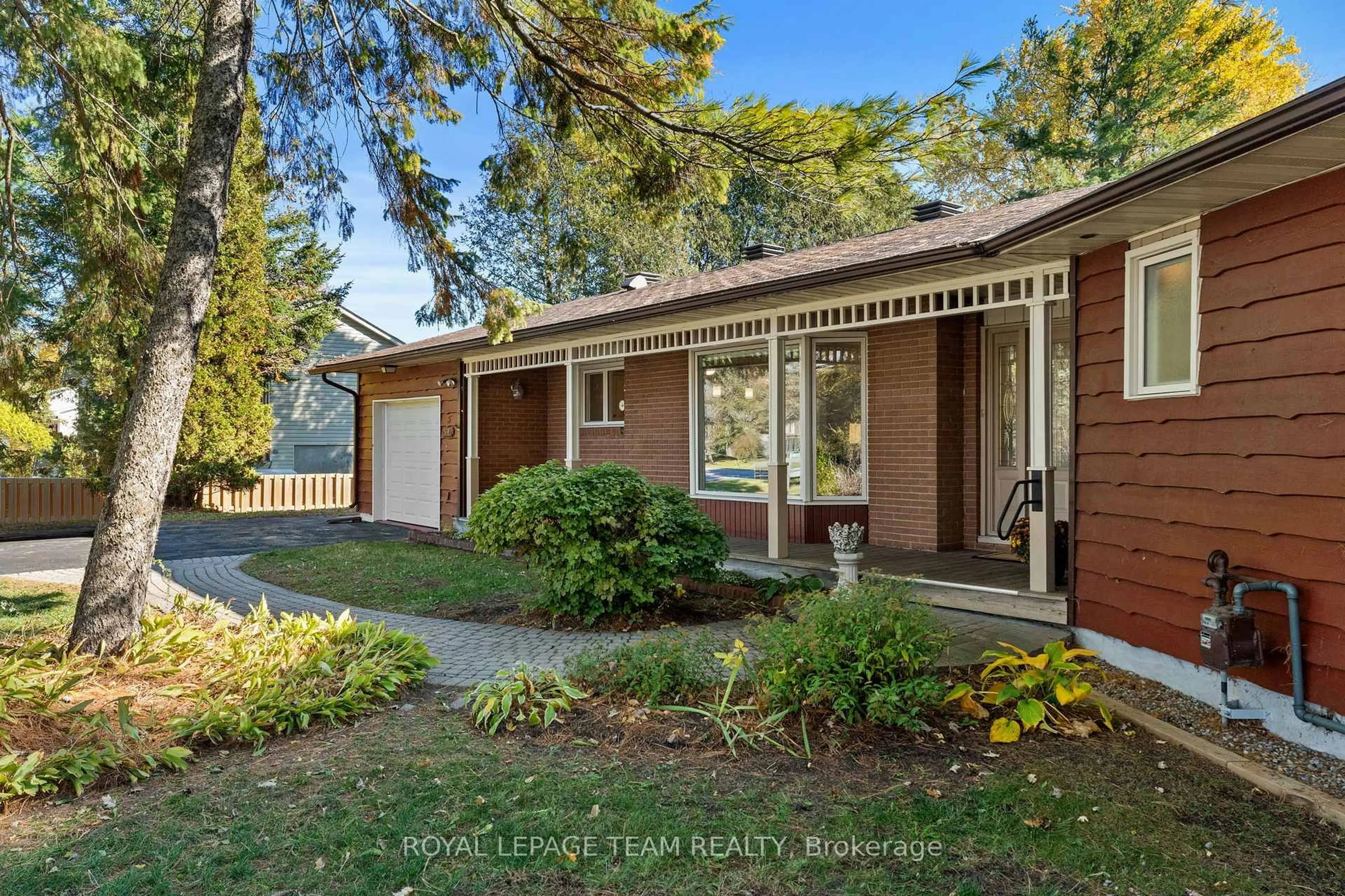 Home with brick exterior material, street for 1610 Bontrey Pl, Kars Ontario K0A 2E0