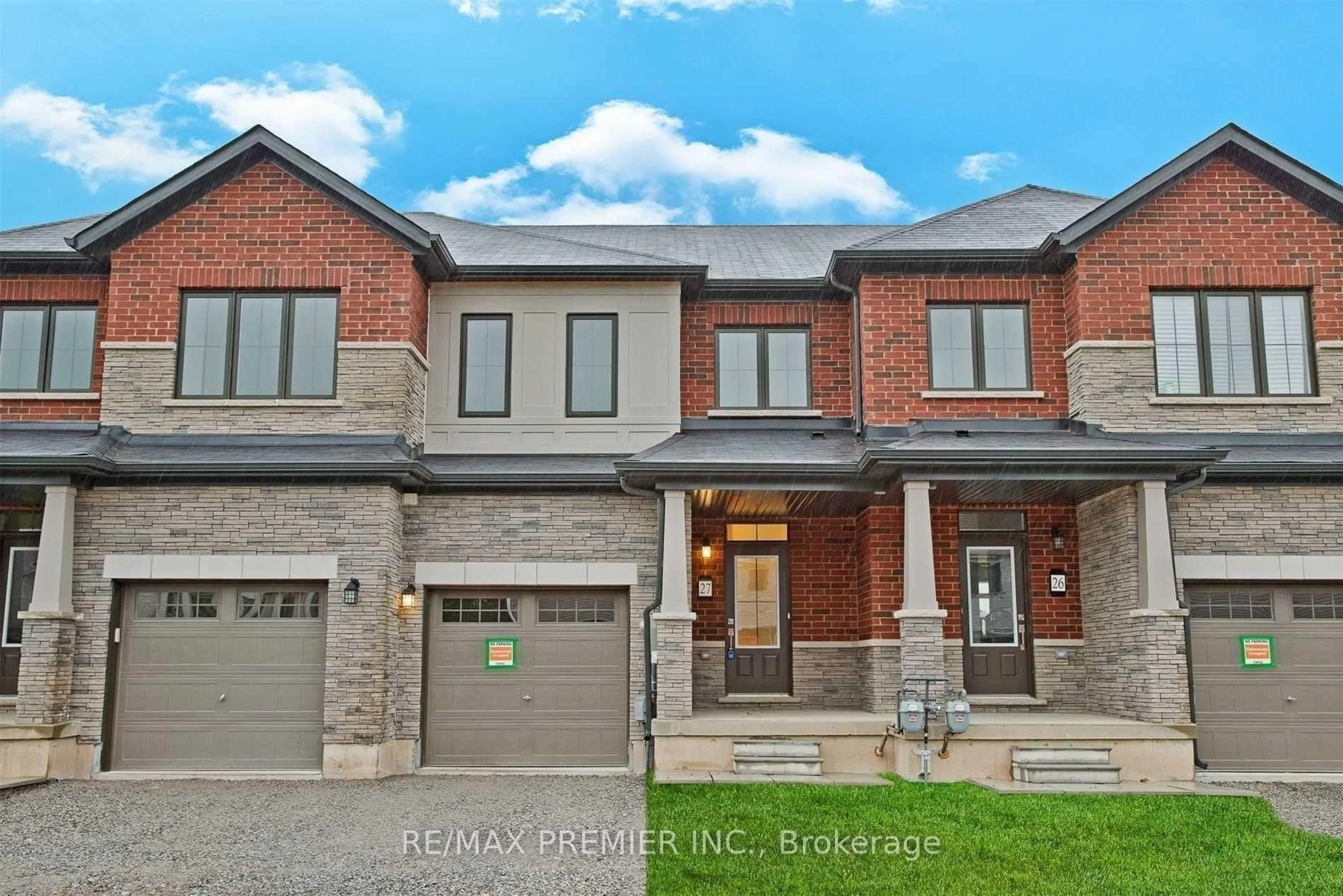 Home with brick exterior material, street for 8273 Tulip Tree Dr #27, Niagara Falls Ontario L2H 3S8