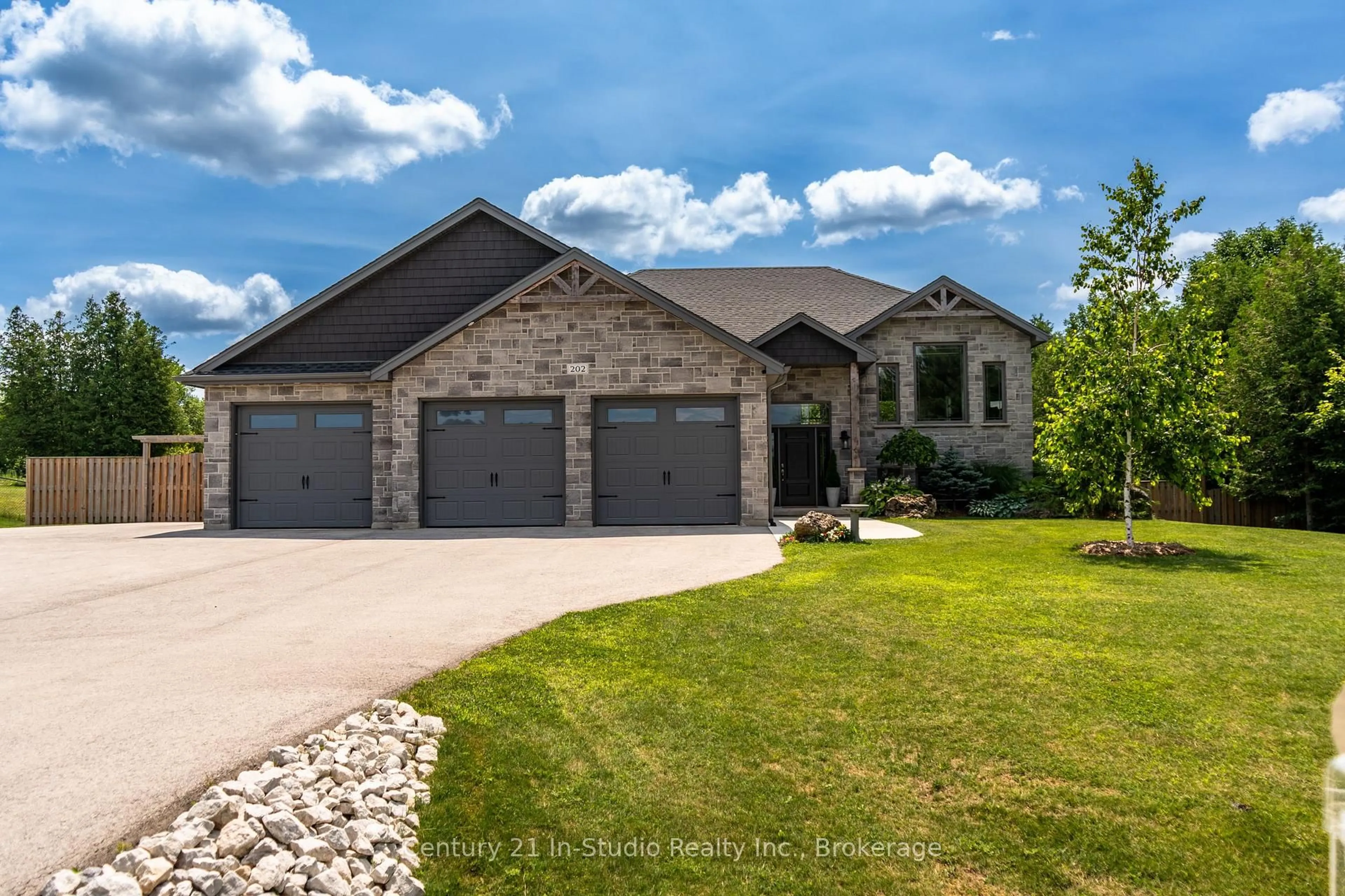 Home with brick exterior material, street for 202 Meredith Way, Chatsworth Ontario N0H 1G0