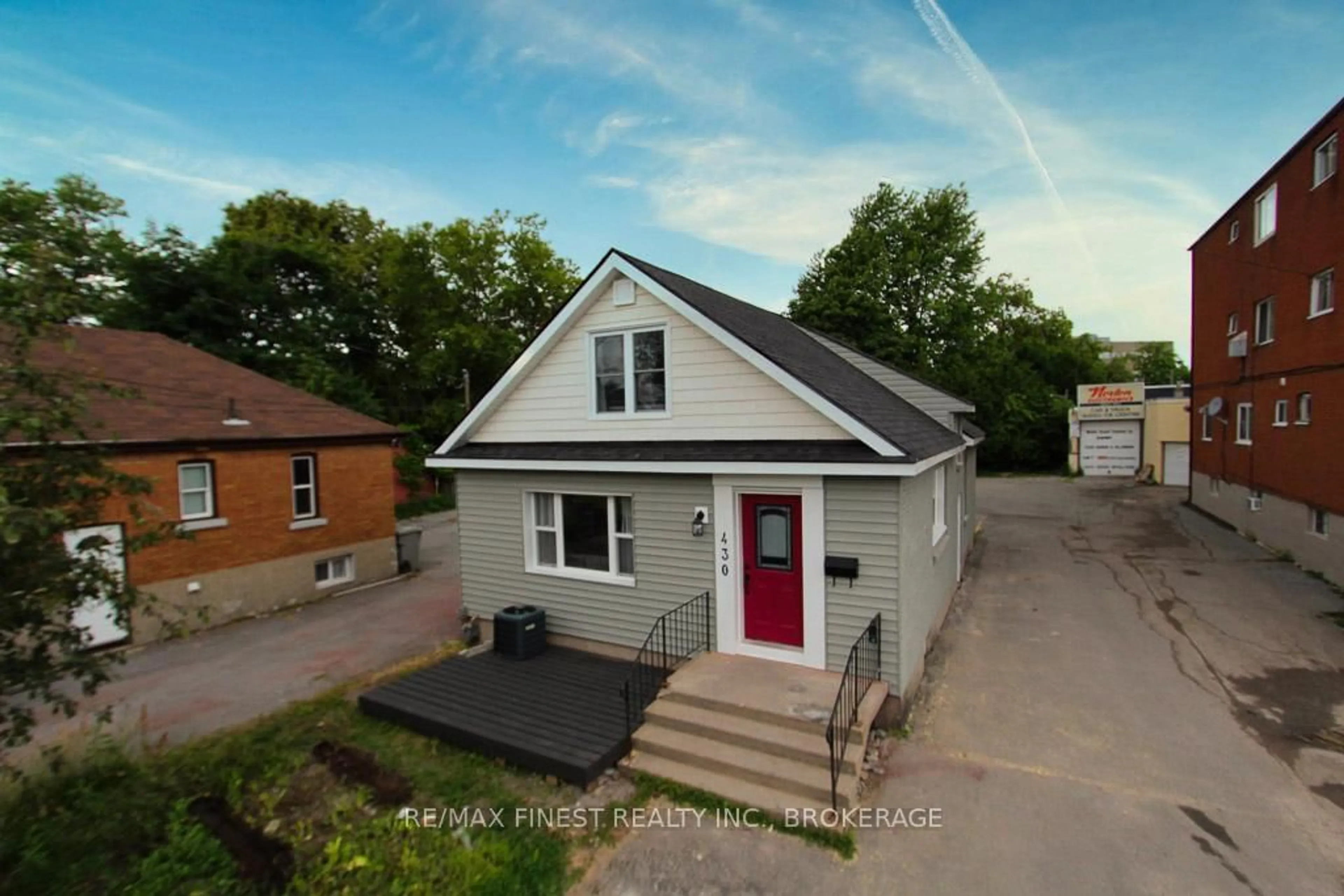 A pic from outside/outdoor area/front of a property/back of a property/a pic from drone, street for 430 Macdonnell St, Kingston Ontario K7L 4E4