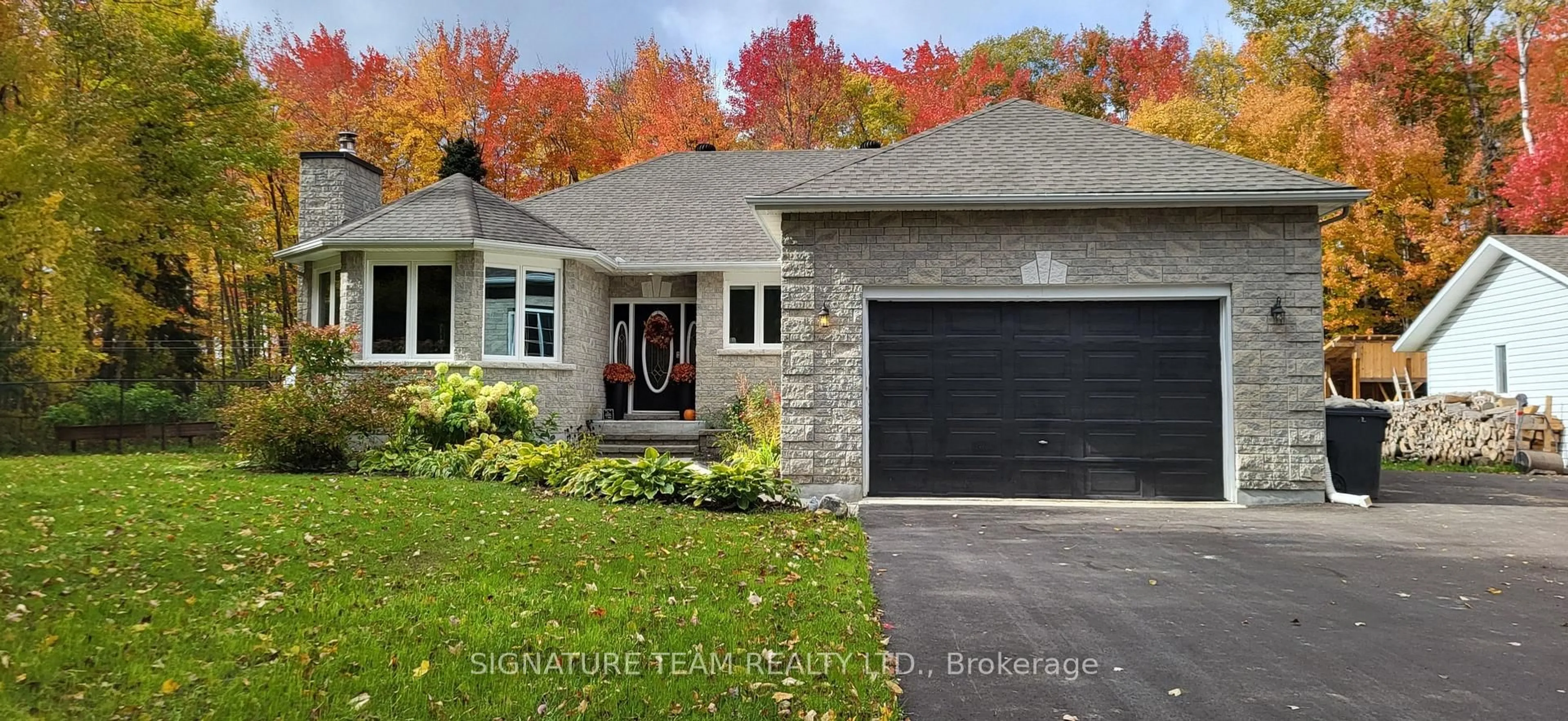 Home with brick exterior material, street for 165 Sufian St, Pembroke Ontario K8A 6W6