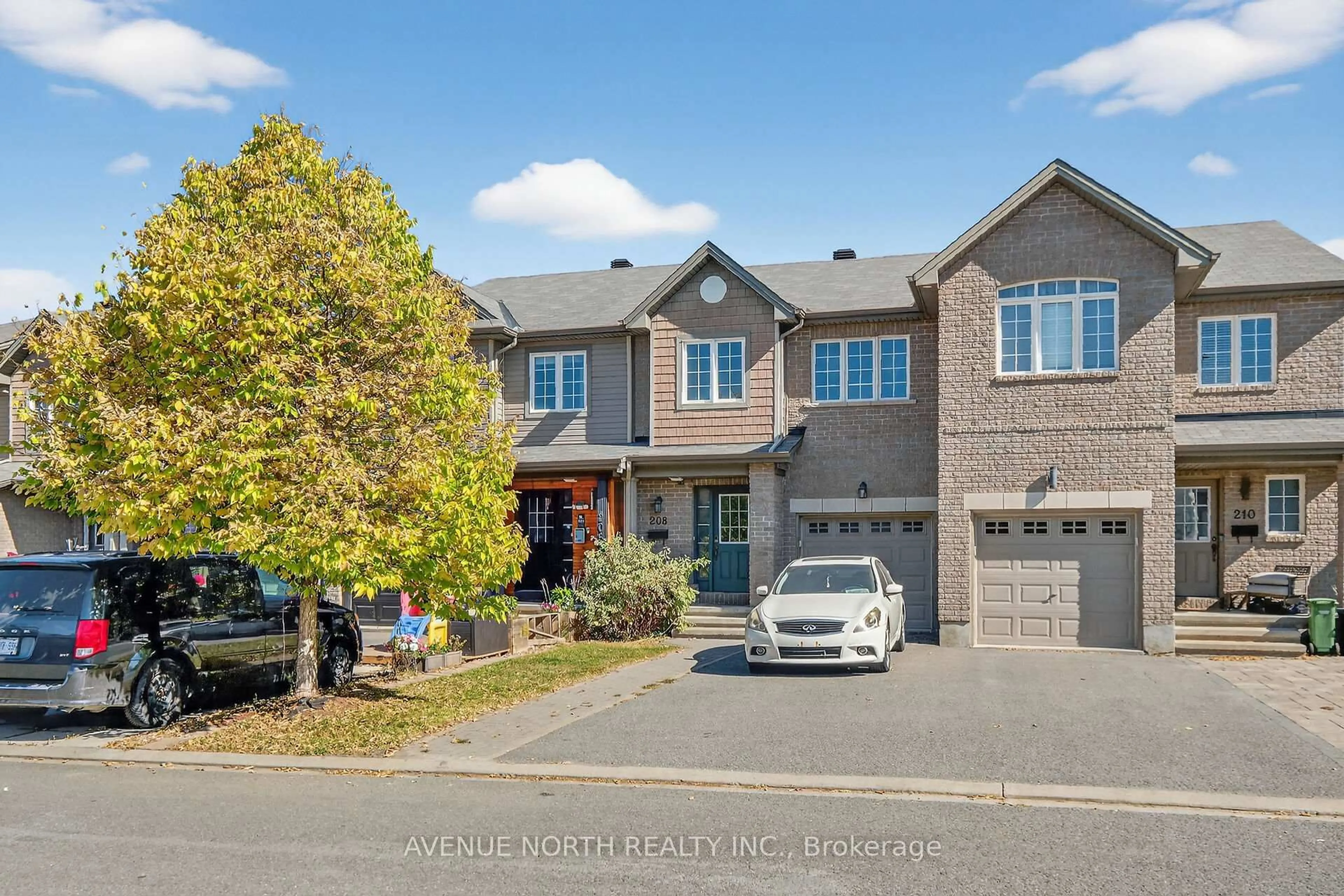 Home with brick exterior material, street for 208 Kingswell St, Ottawa Ontario K1T 0L1