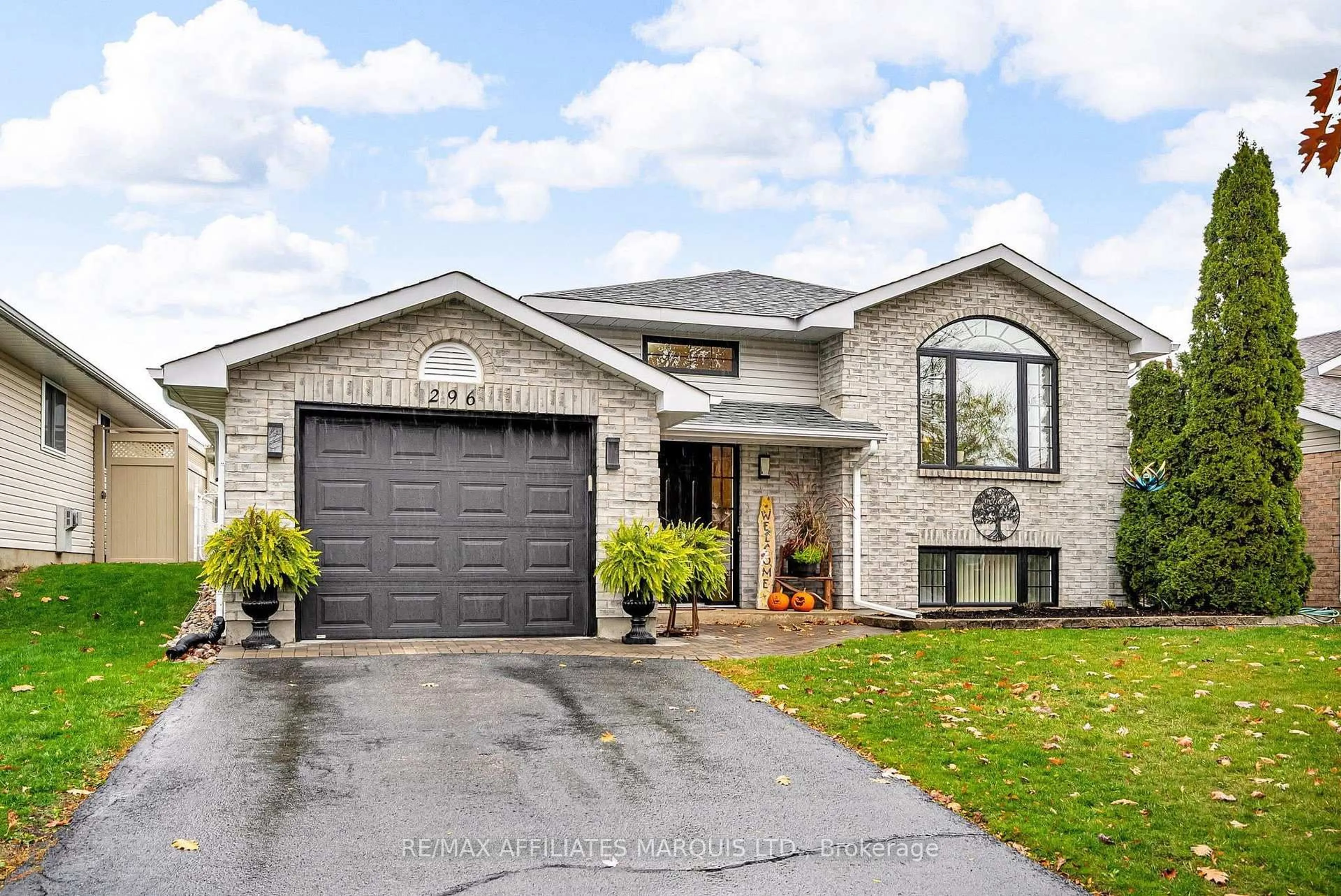 Home with brick exterior material, street for 296 NORTHWOODS Cres, Cornwall Ontario K6H 7M5