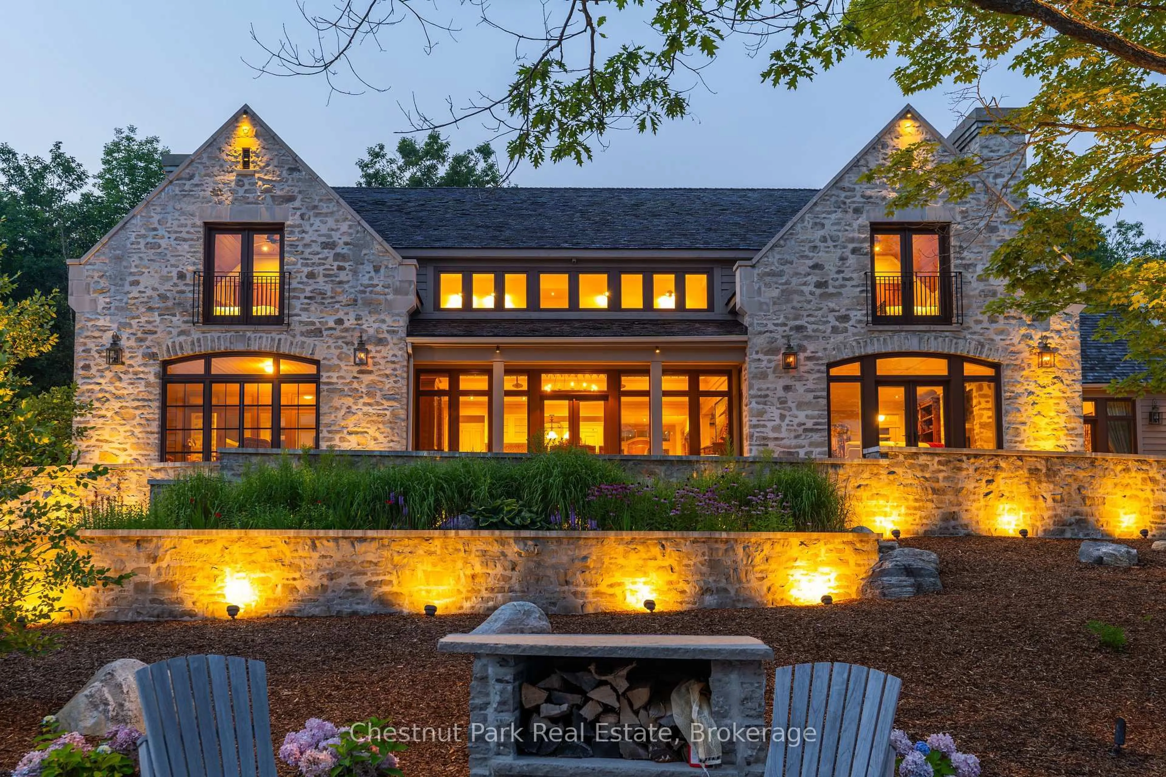 Home with brick exterior material, unknown for 4805 Muskoka Road 169 Rd #Unit 3, Muskoka Lakes Ontario P0C 1H0