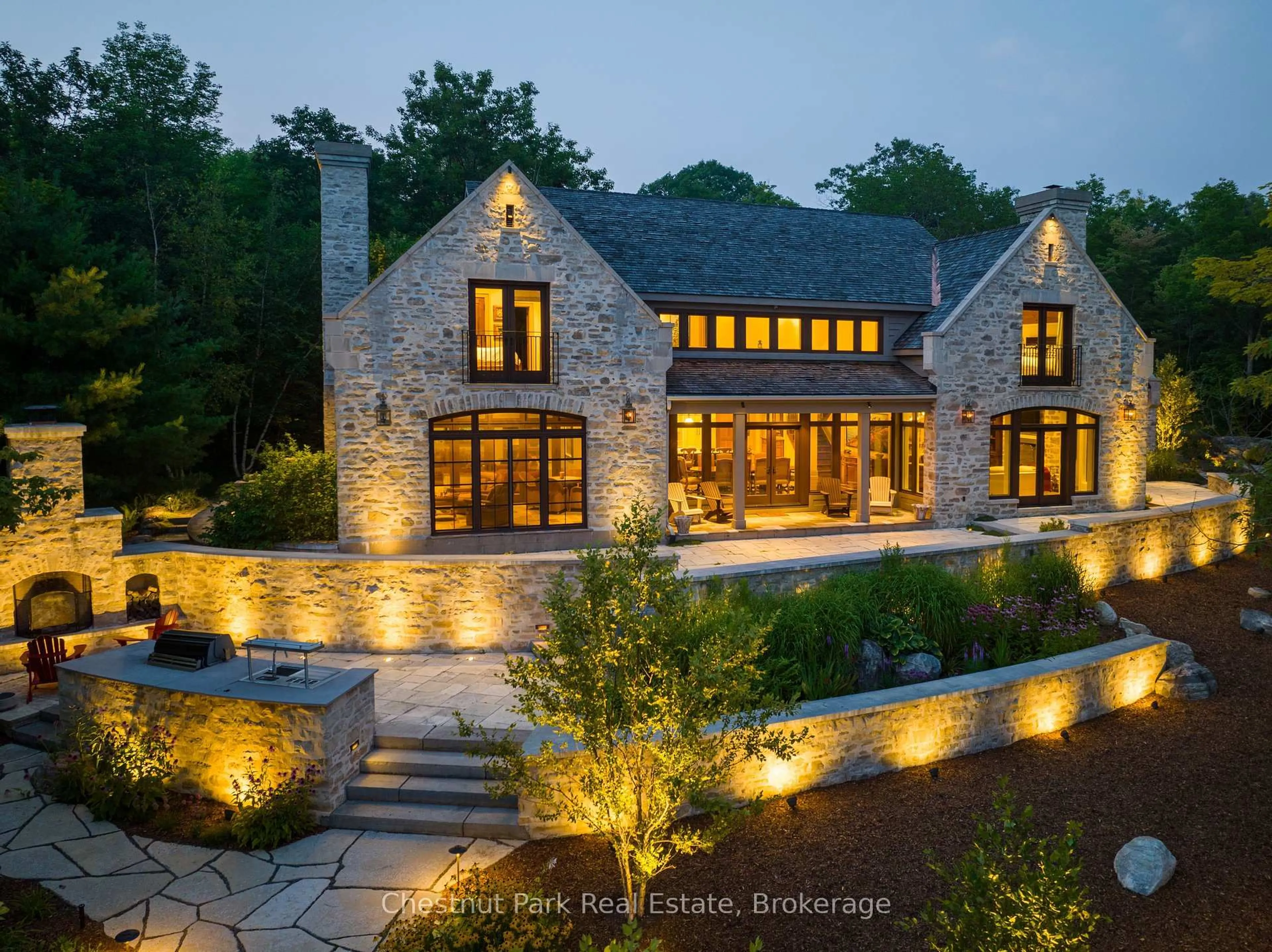 Home with brick exterior material, unknown for 4805 Muskoka Road 169 Rd #Unit 3, Muskoka Lakes Ontario P0C 1H0