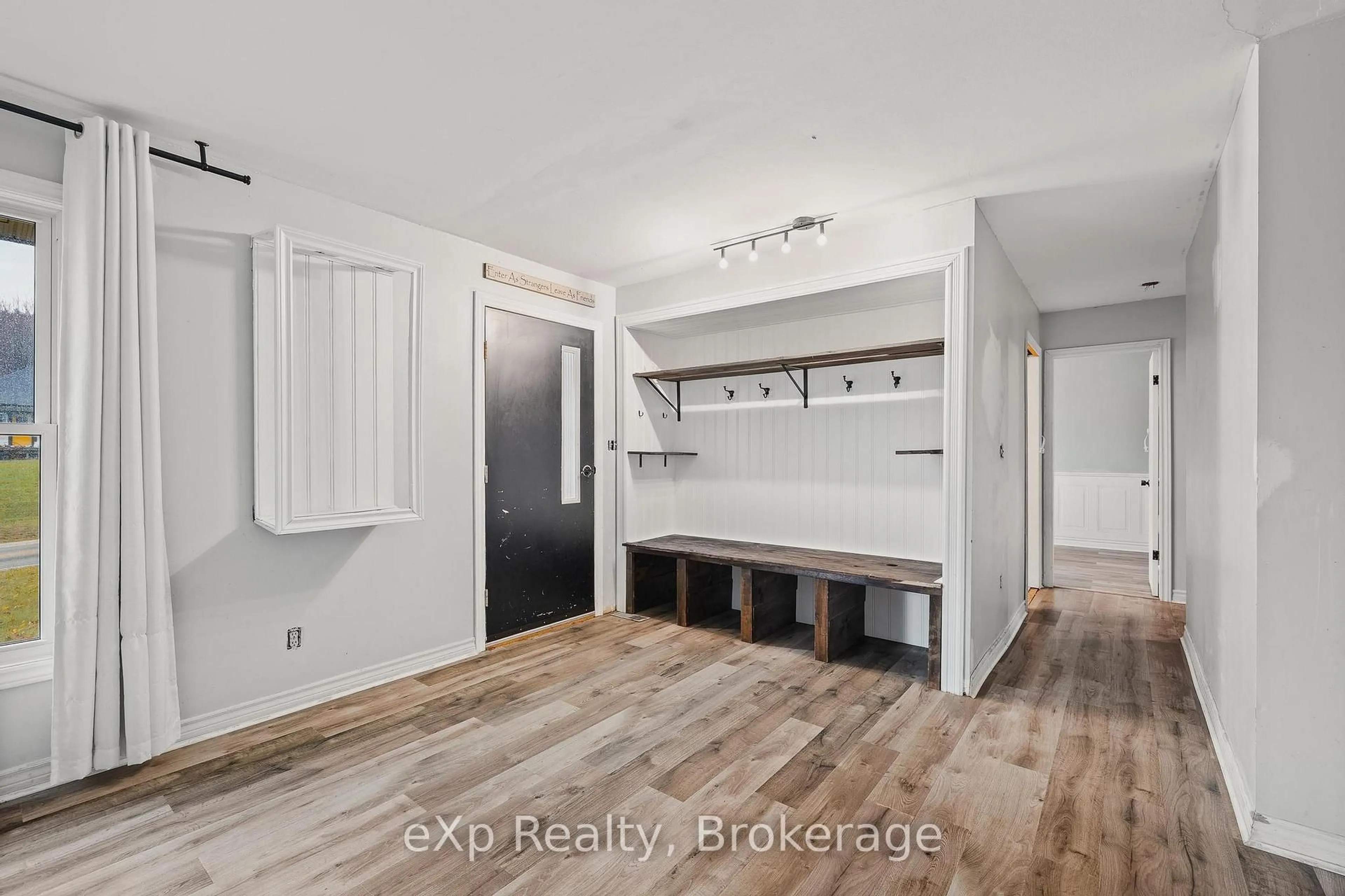 Unknown for 405014 Grey 4 Rd, Grey Highlands Ontario N0C 1E0