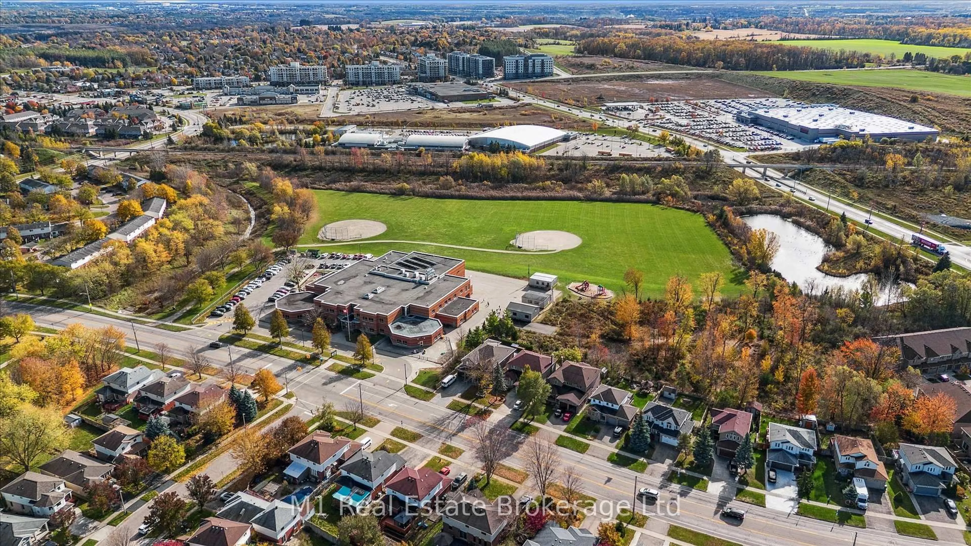 A pic from outside/outdoor area/front of a property/back of a property/a pic from drone, unknown for 684 Willow Rd, Guelph Ontario N1H 1K2