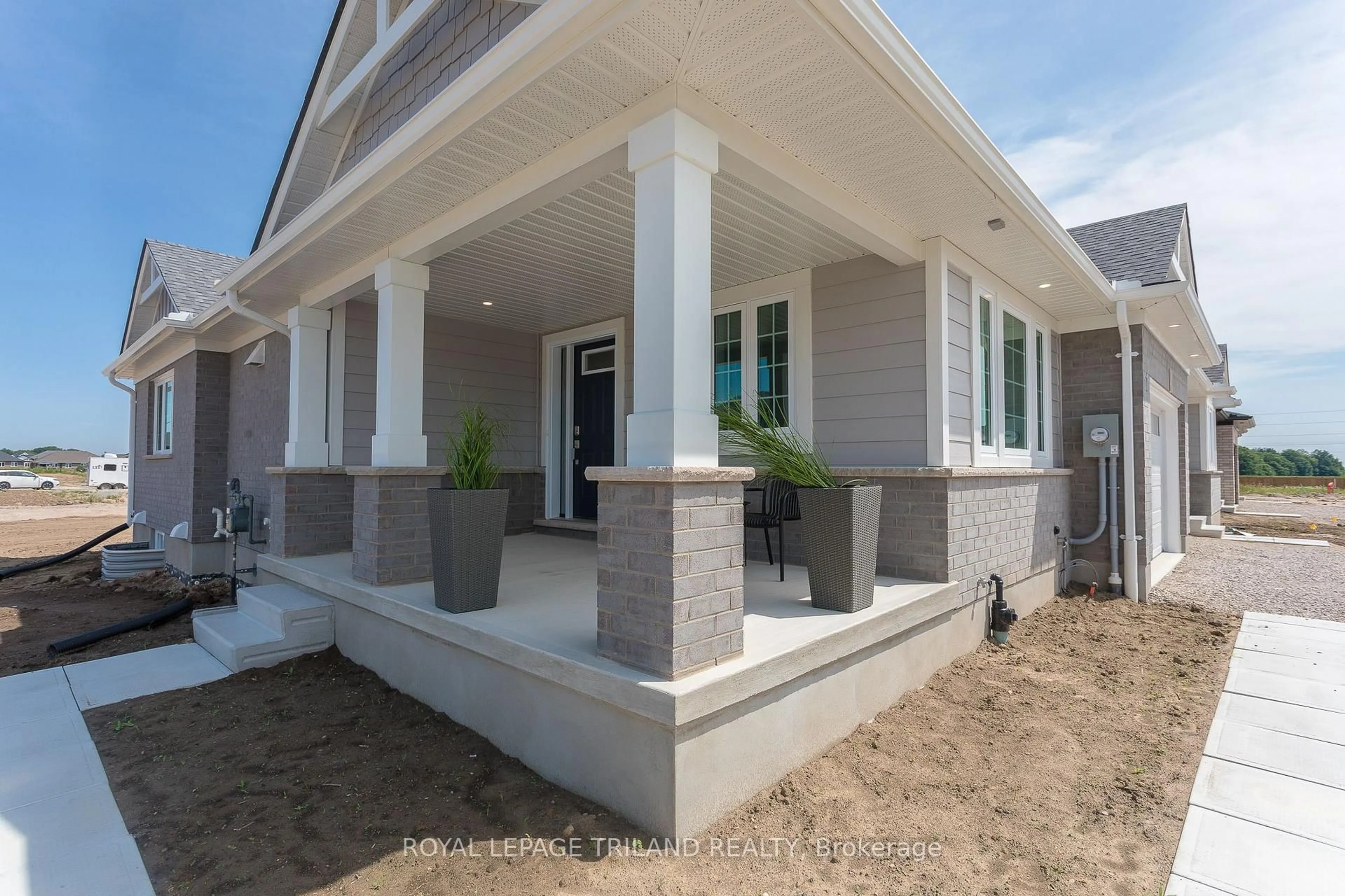 Unknown for 1 Harrow Lane, St. Thomas Ontario N5R 0P3