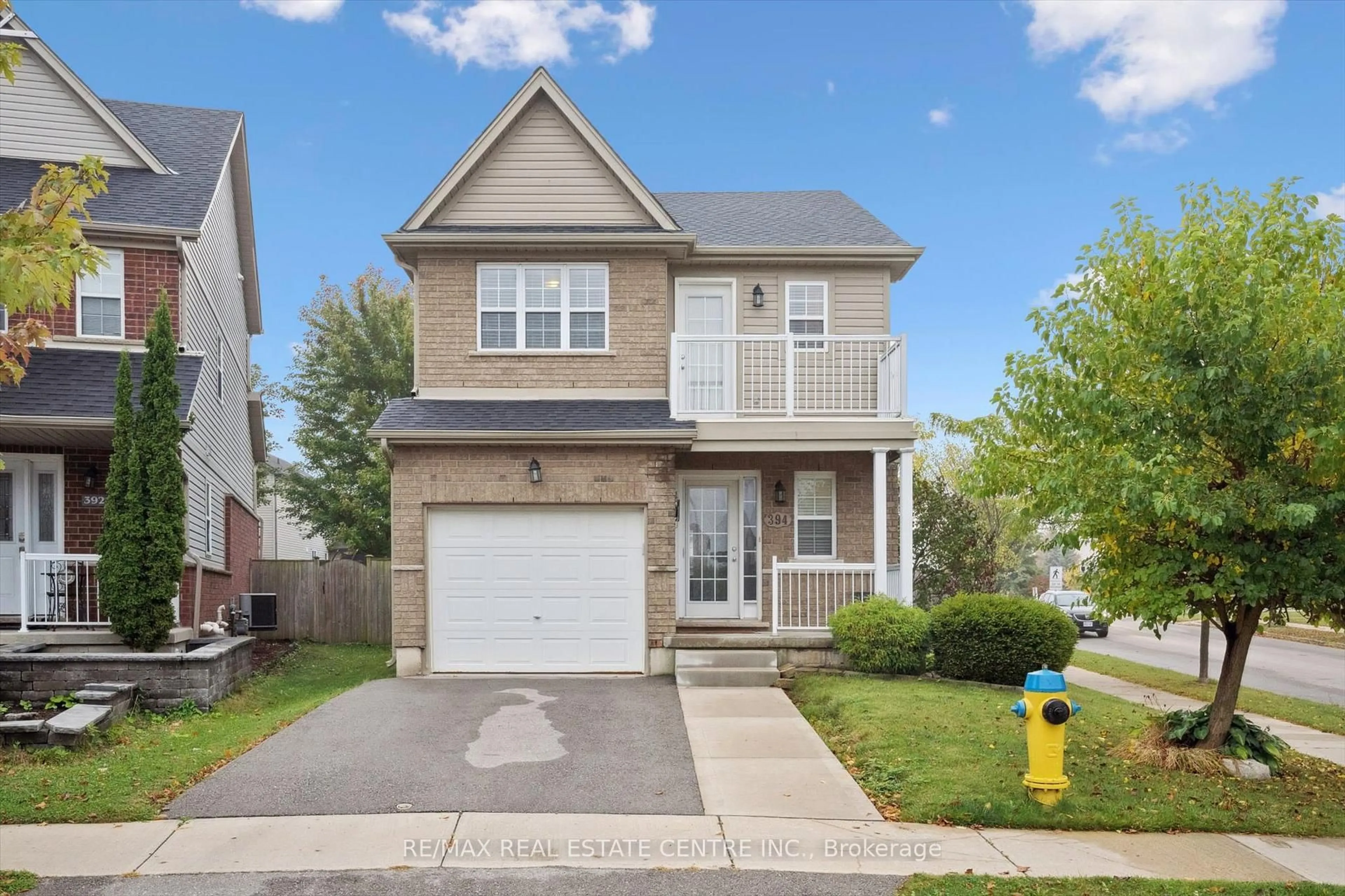 Home with vinyl exterior material, street for 394 Sauve Cres, Waterloo Ontario N2T 2Y9