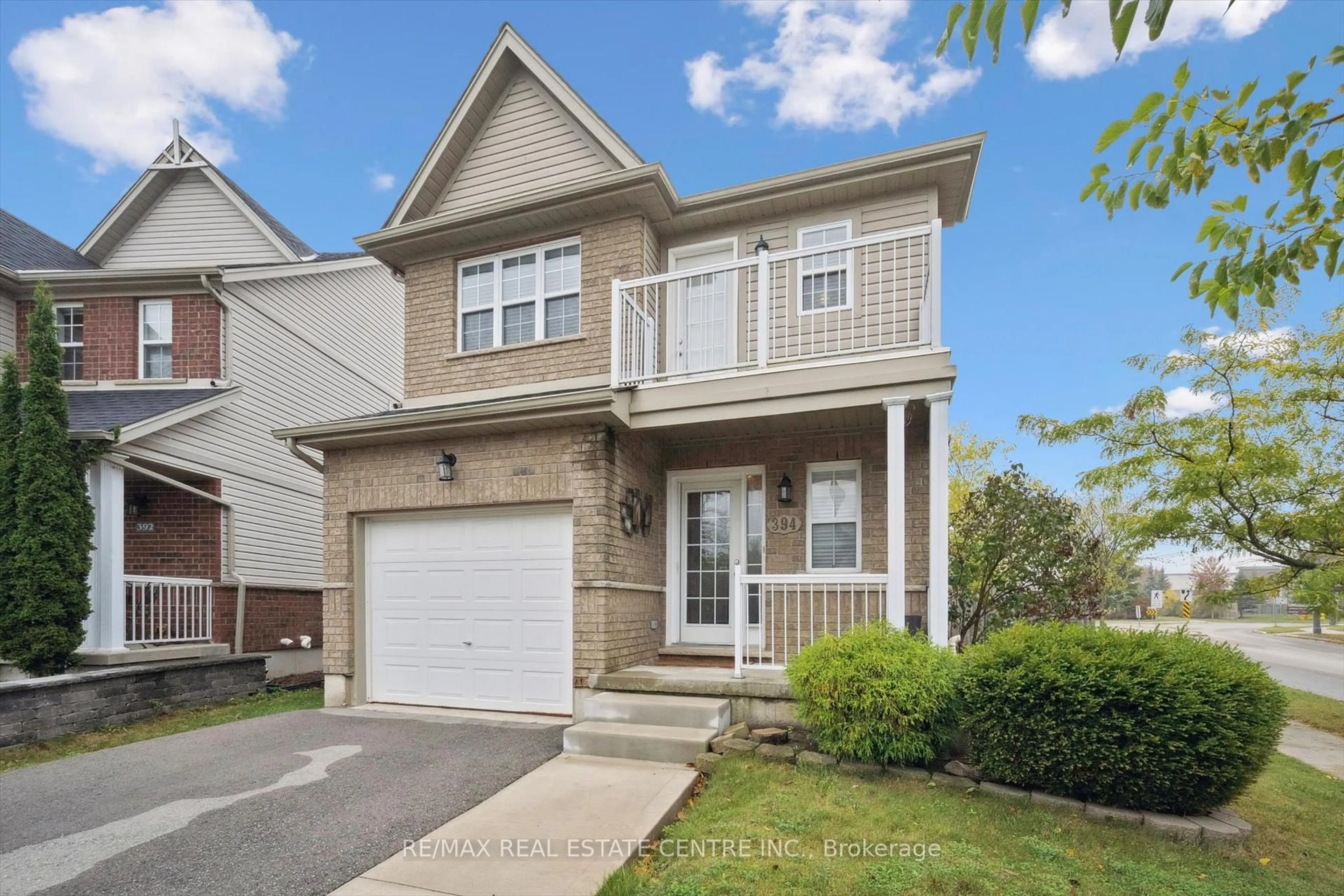 Home with vinyl exterior material, street for 394 Sauve Cres, Waterloo Ontario N2T 2Y9
