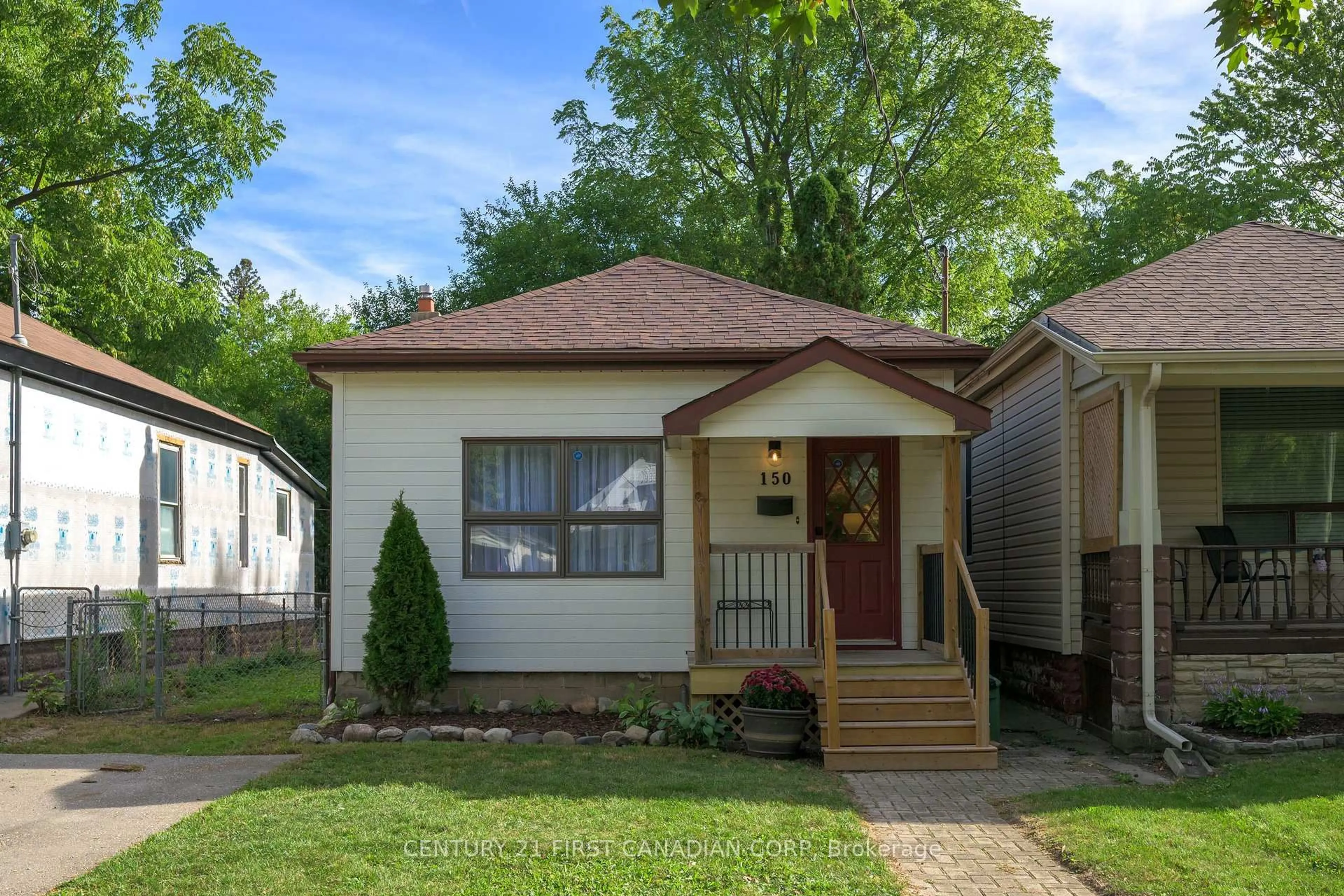 Unknown for 150 Colborne St, London East Ontario N6B 2R9