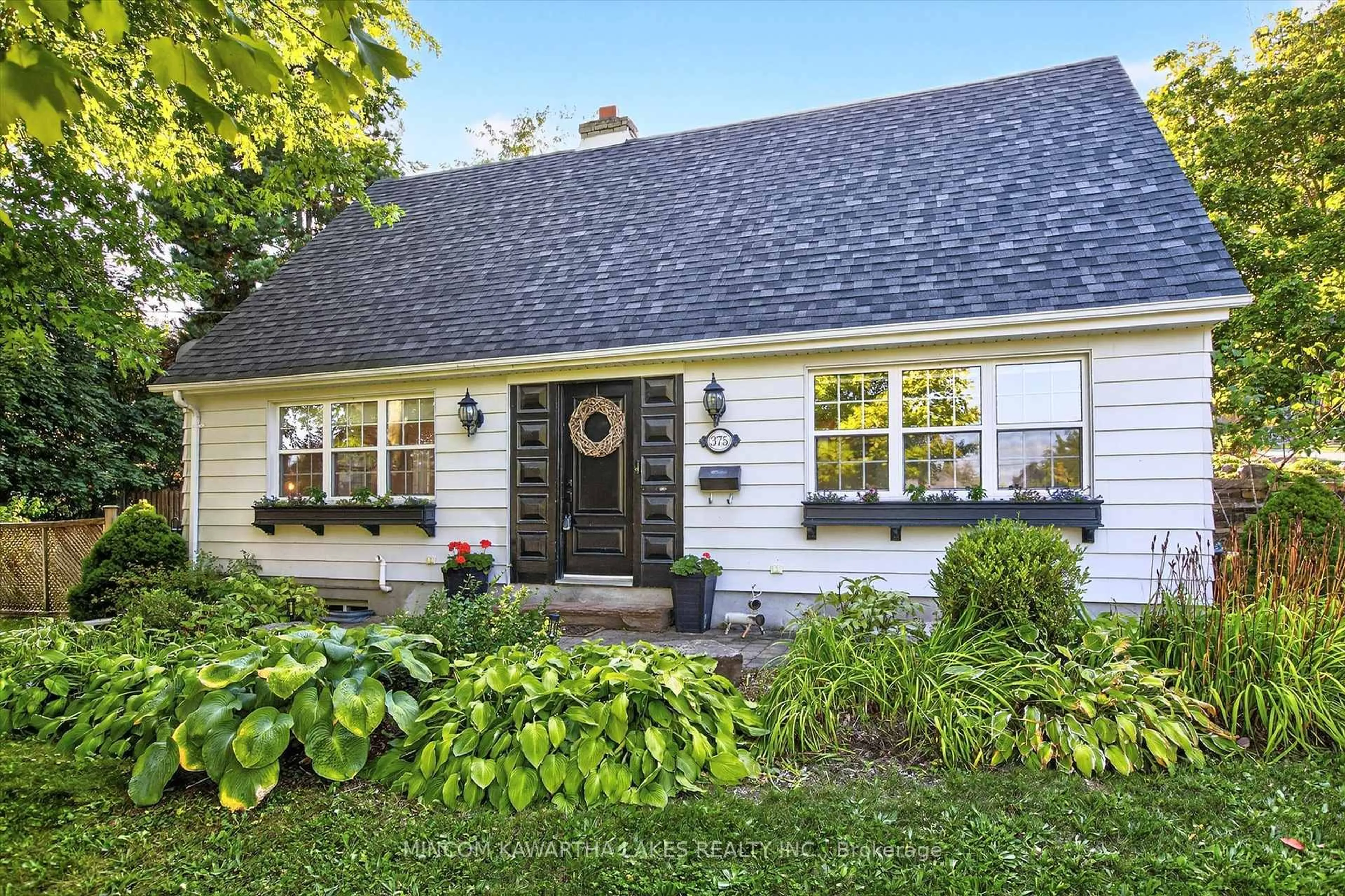 Home with vinyl exterior material, street for 375 Albertus Ave, Peterborough Ontario K9J 5Z7