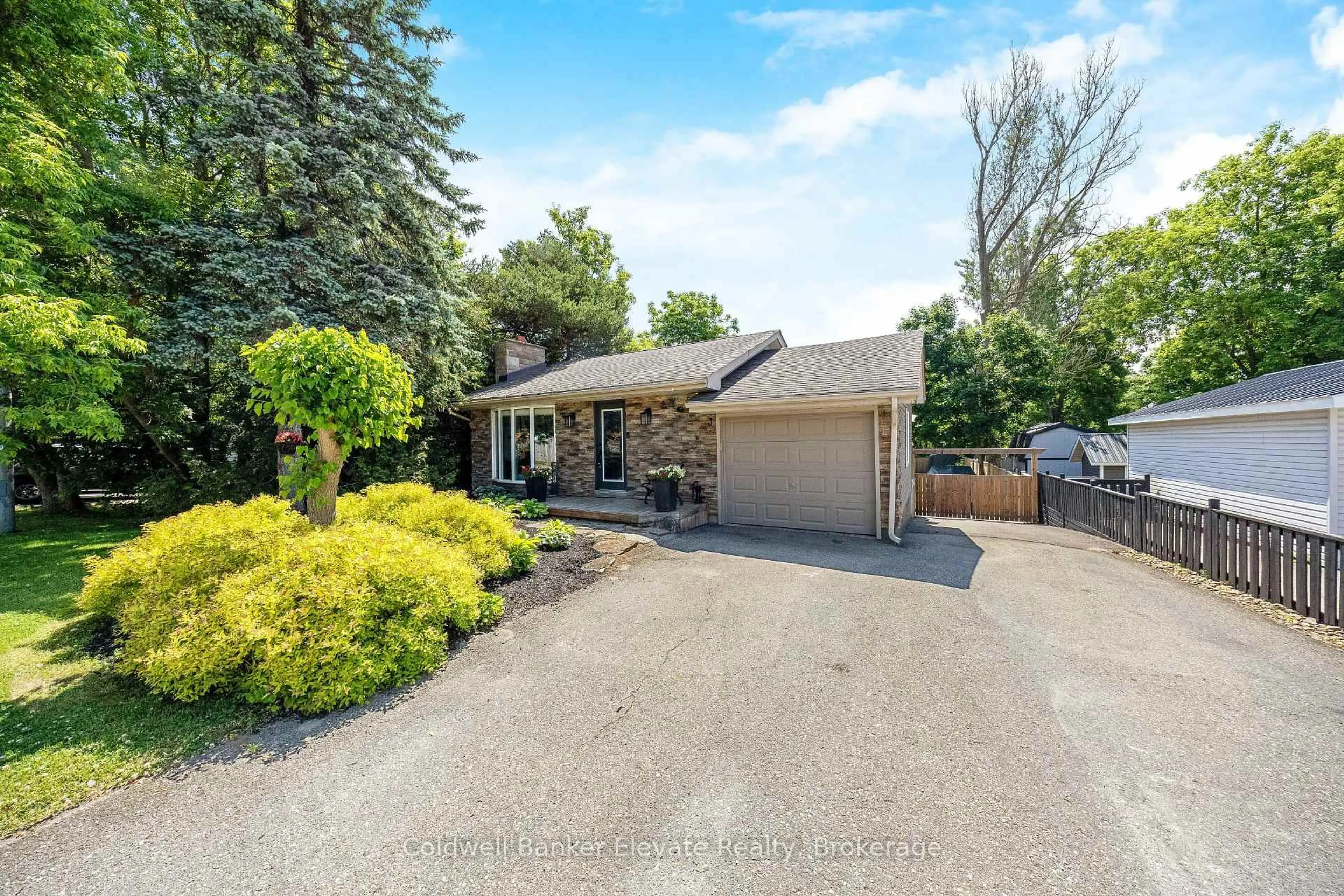 Unknown for 3 Lorne St, Erin Ontario N0B 1T0