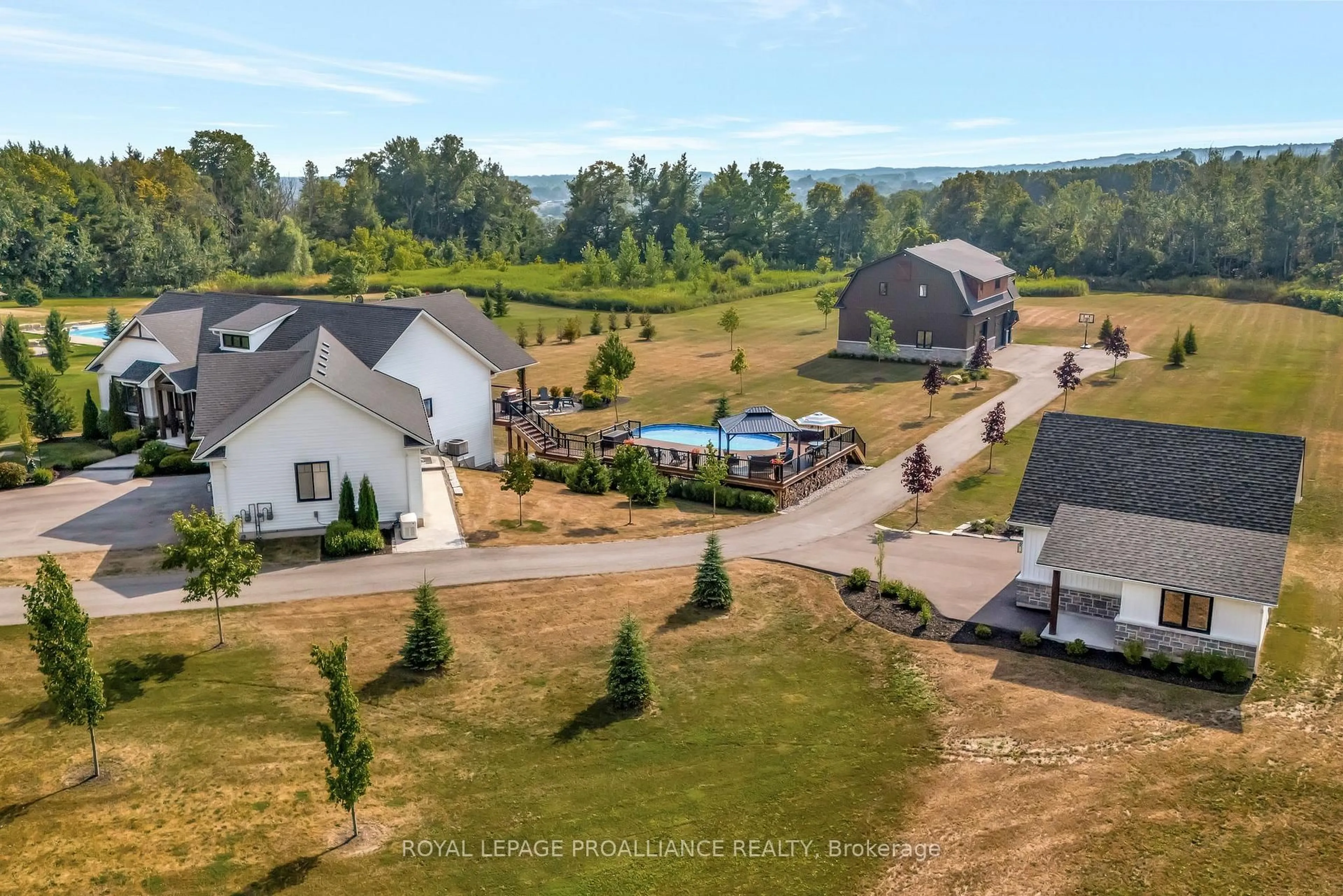 A pic from outside/outdoor area/front of a property/back of a property/a pic from drone, mountain view for 54 Georgina St, Brighton Ontario K0K 1H0