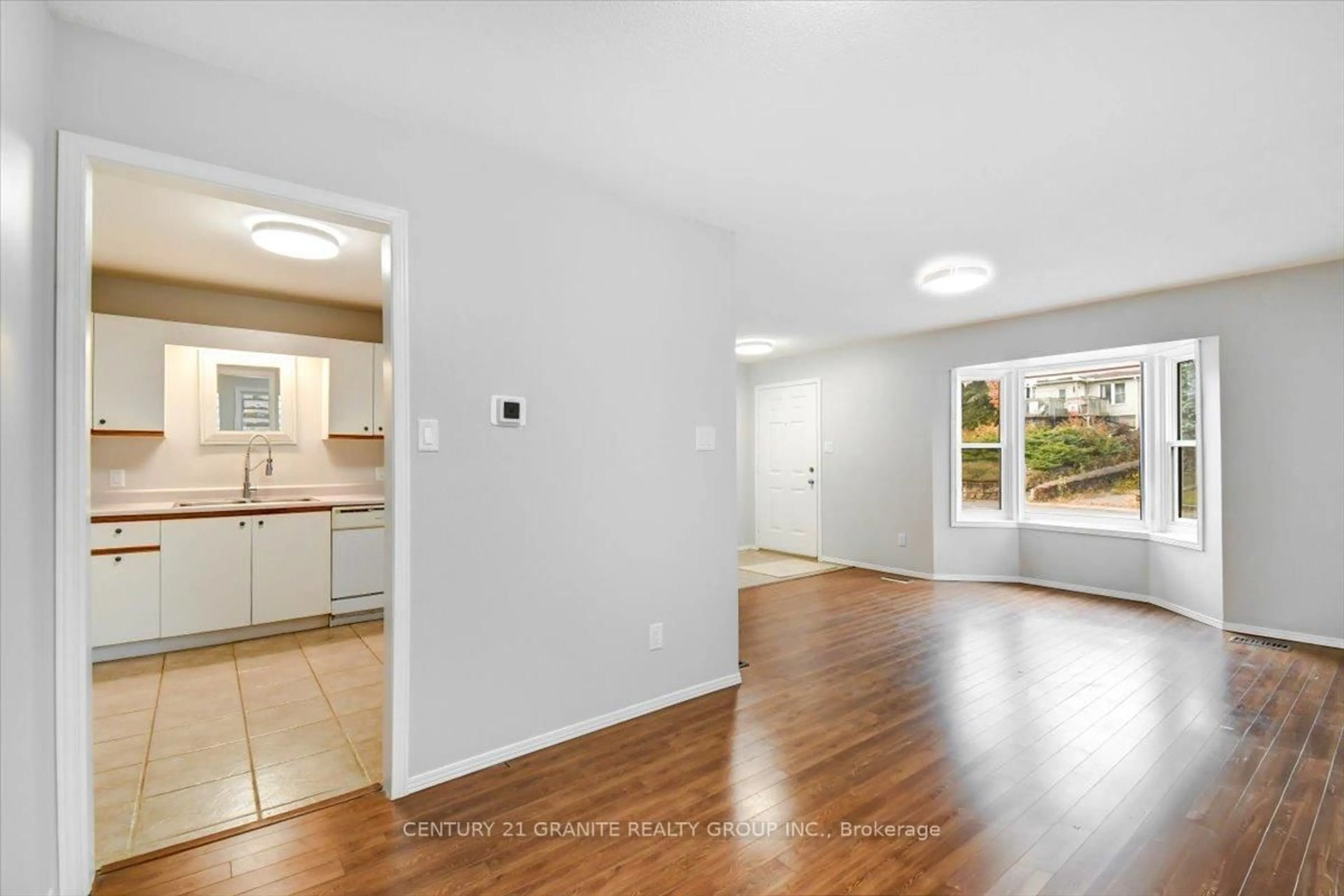 Indoor entryway for 11 Monck St, Bancroft Ontario K0L 1C0