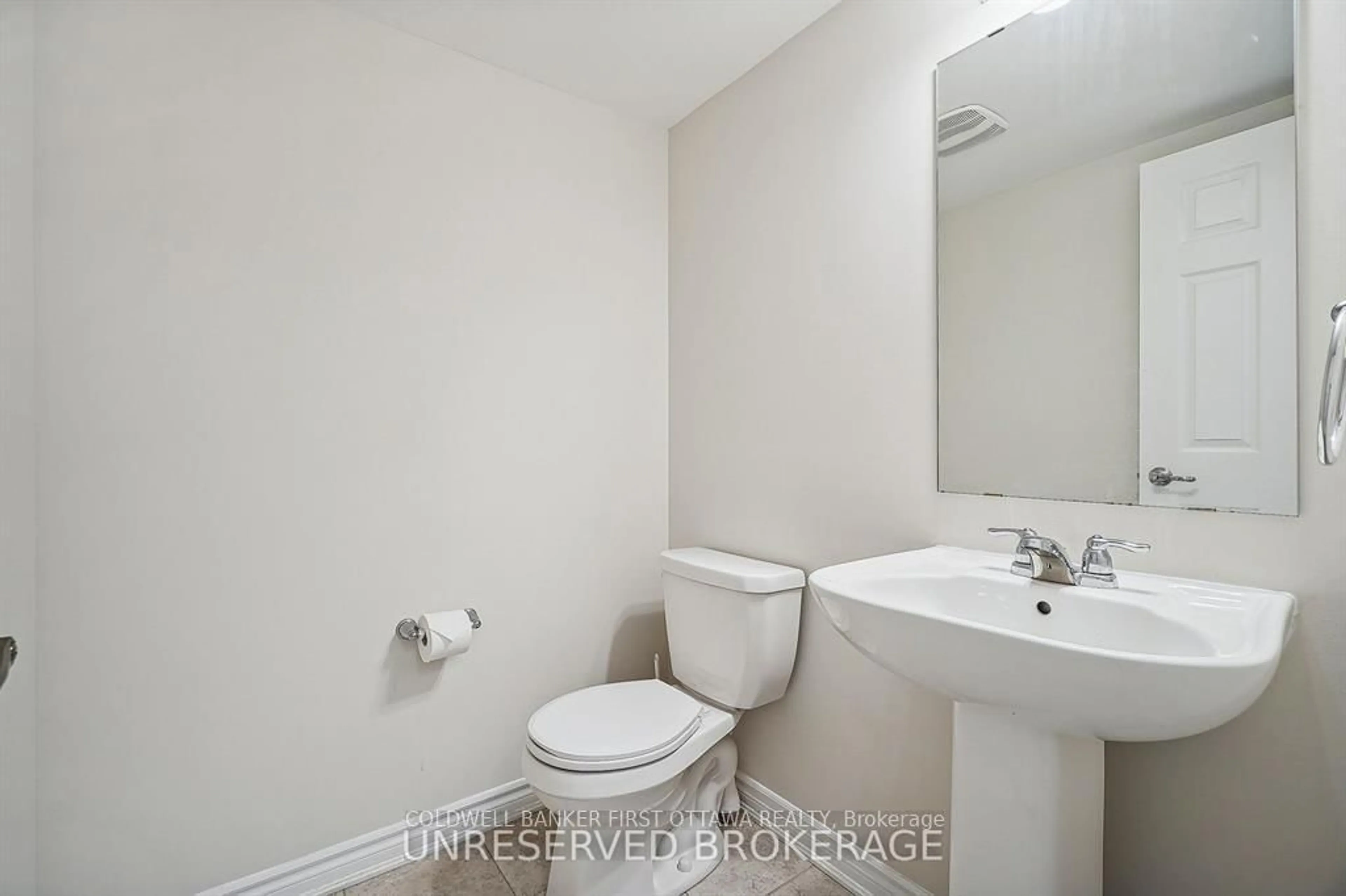 A pic of a room for 101 Reliance Rdge, Ottawa Ontario K2V 0R4