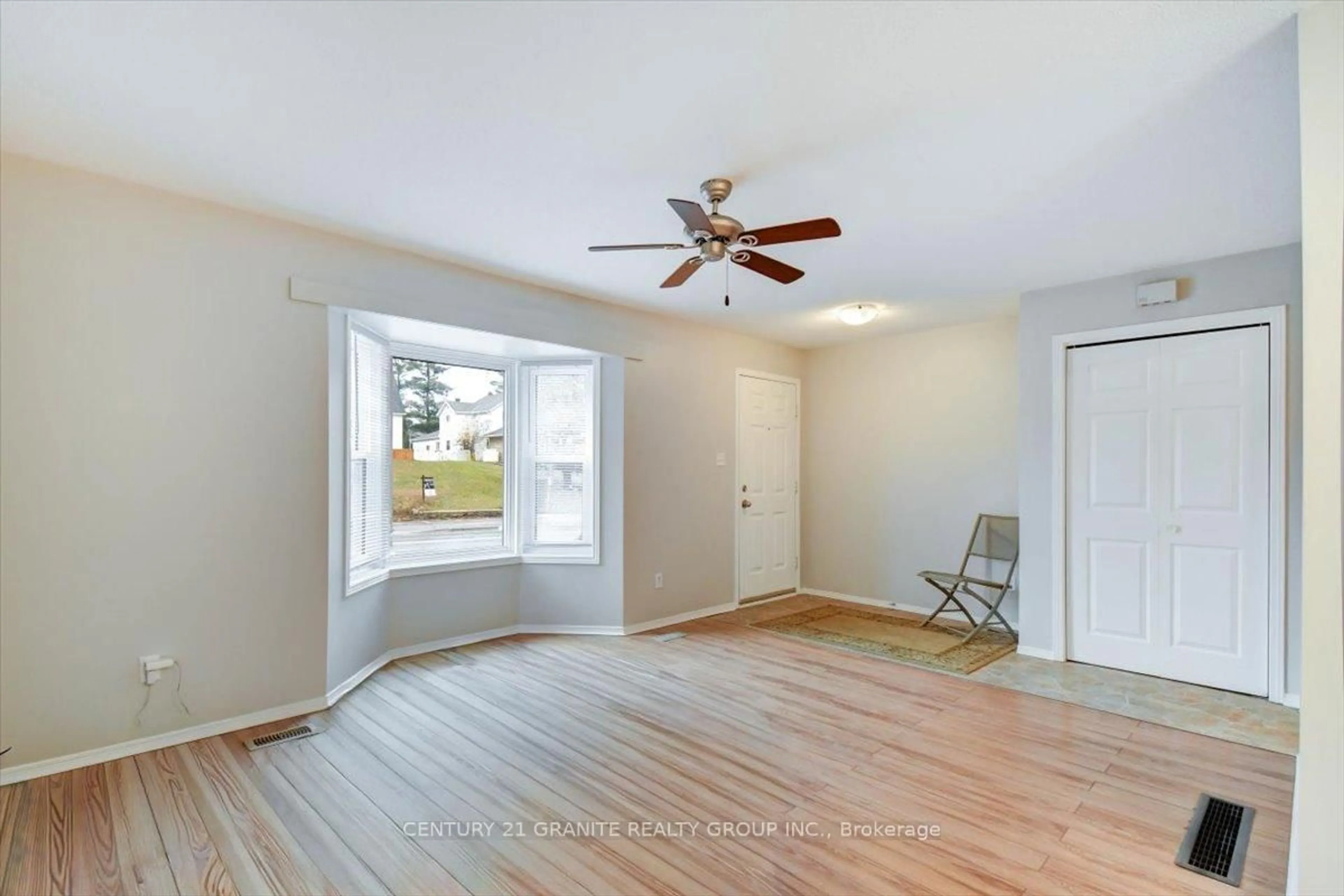 A pic of a room for 13 Monck St, Bancroft Ontario K0L 1C0