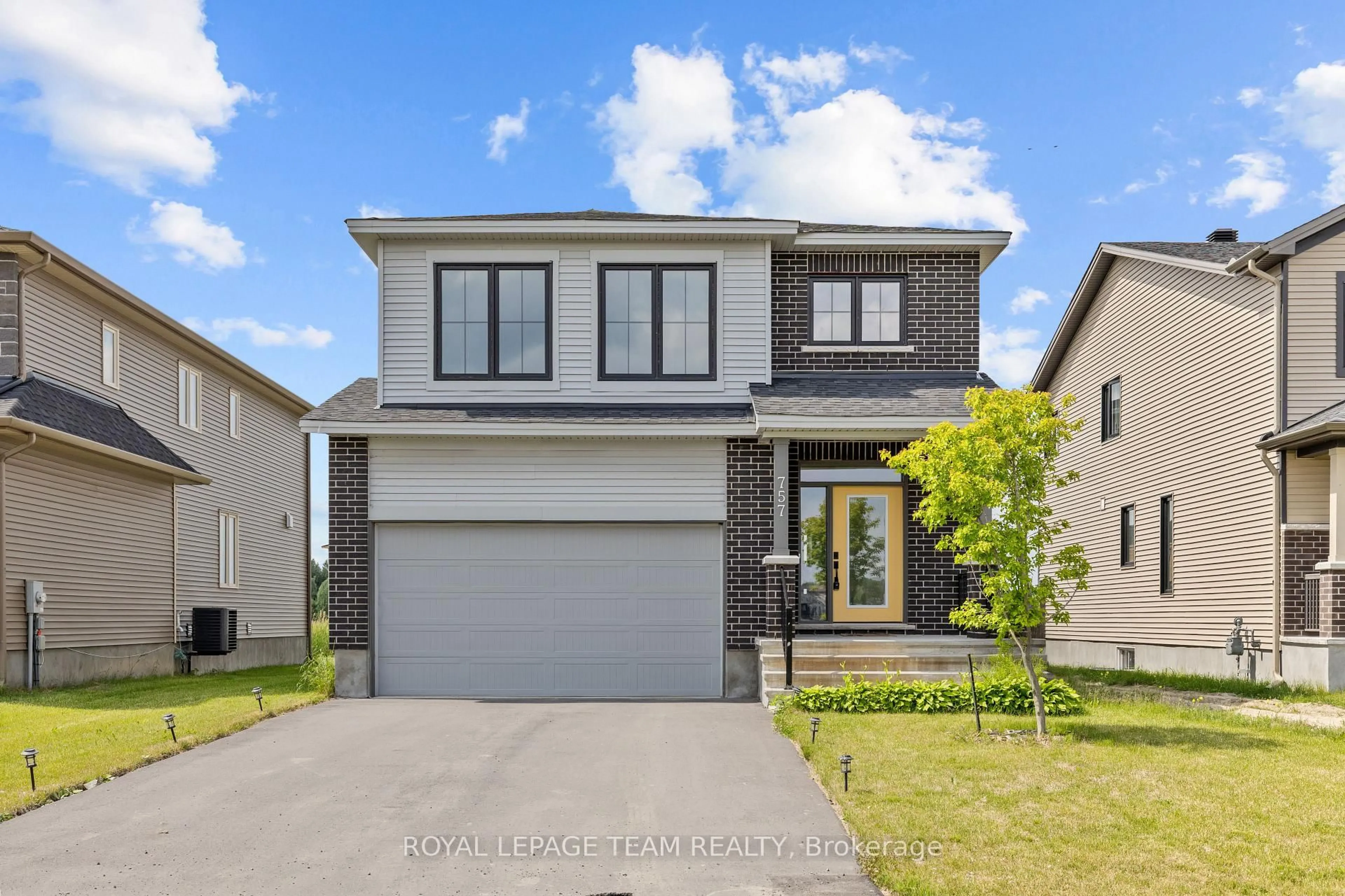 Home with brick exterior material, street for 757 Gamble Dr, Russell Ontario K4R 0G5